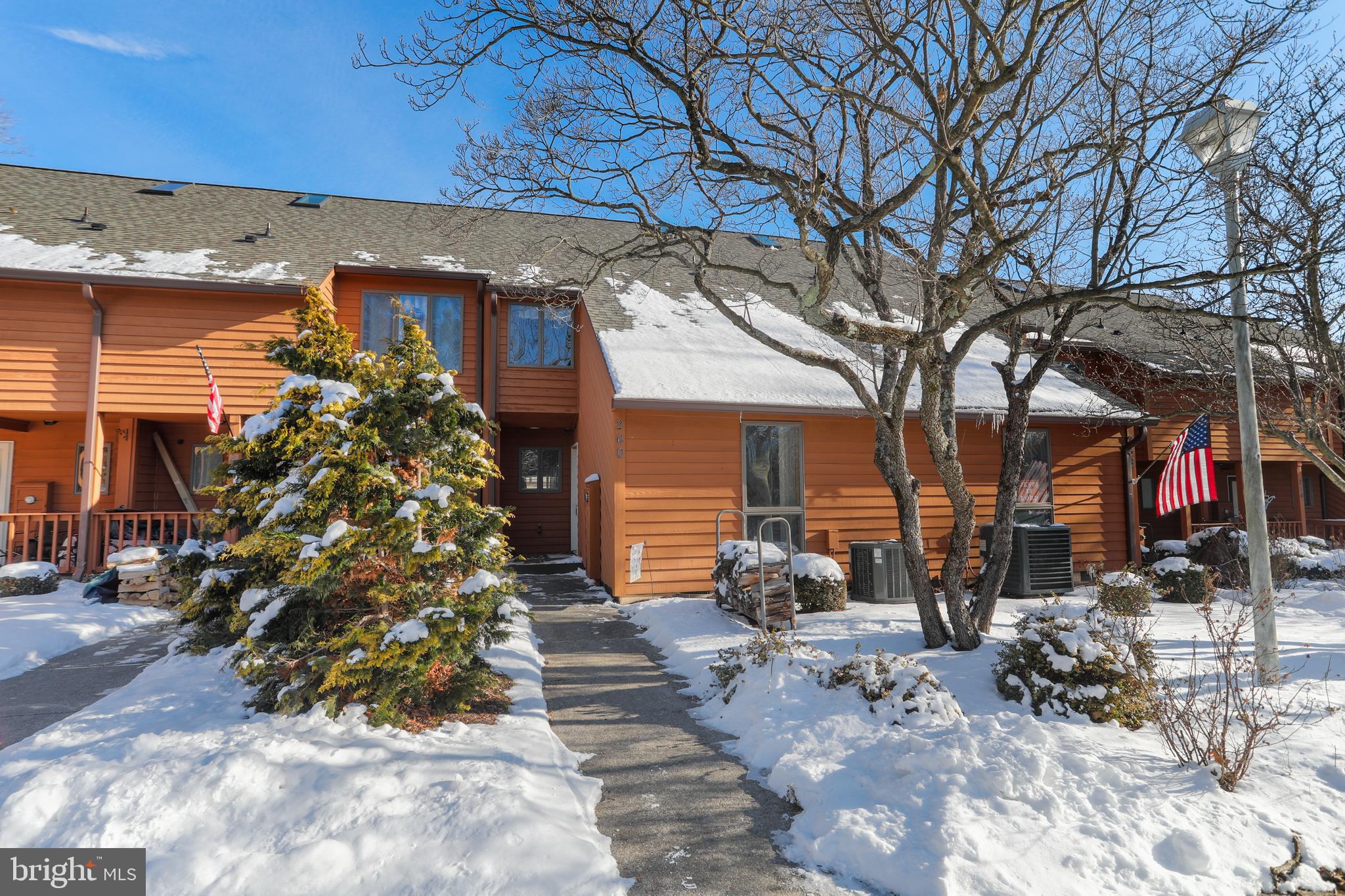 THE WOODS - Residential