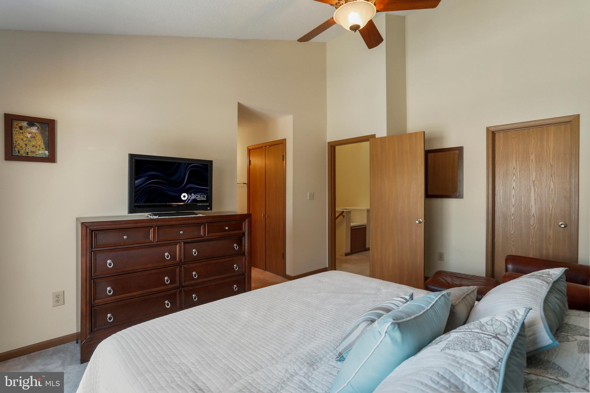 THE WOODS - Residential