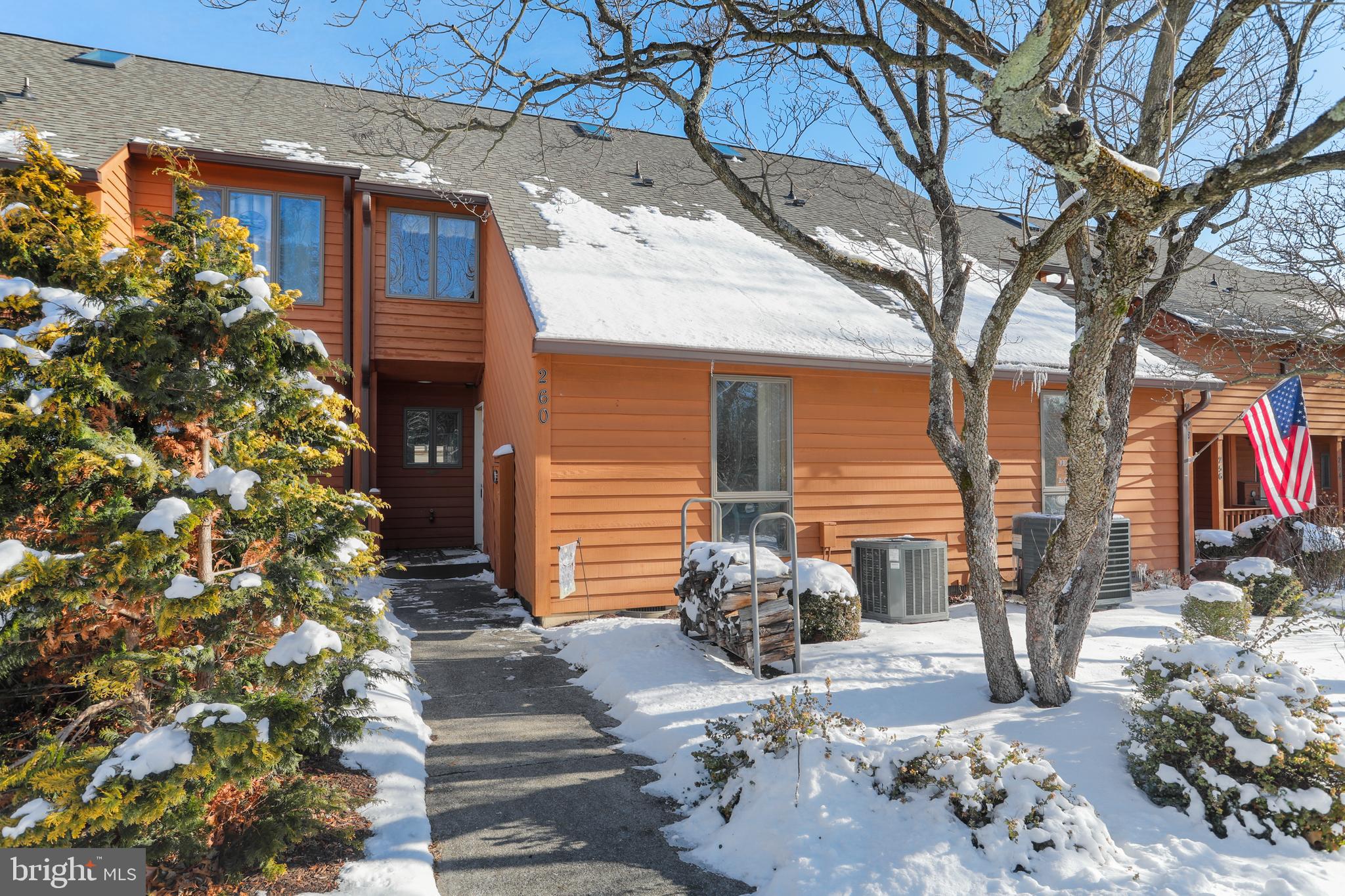 THE WOODS - Residential