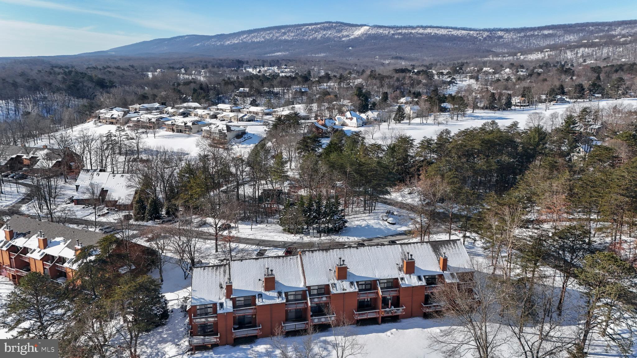 THE WOODS - Residential