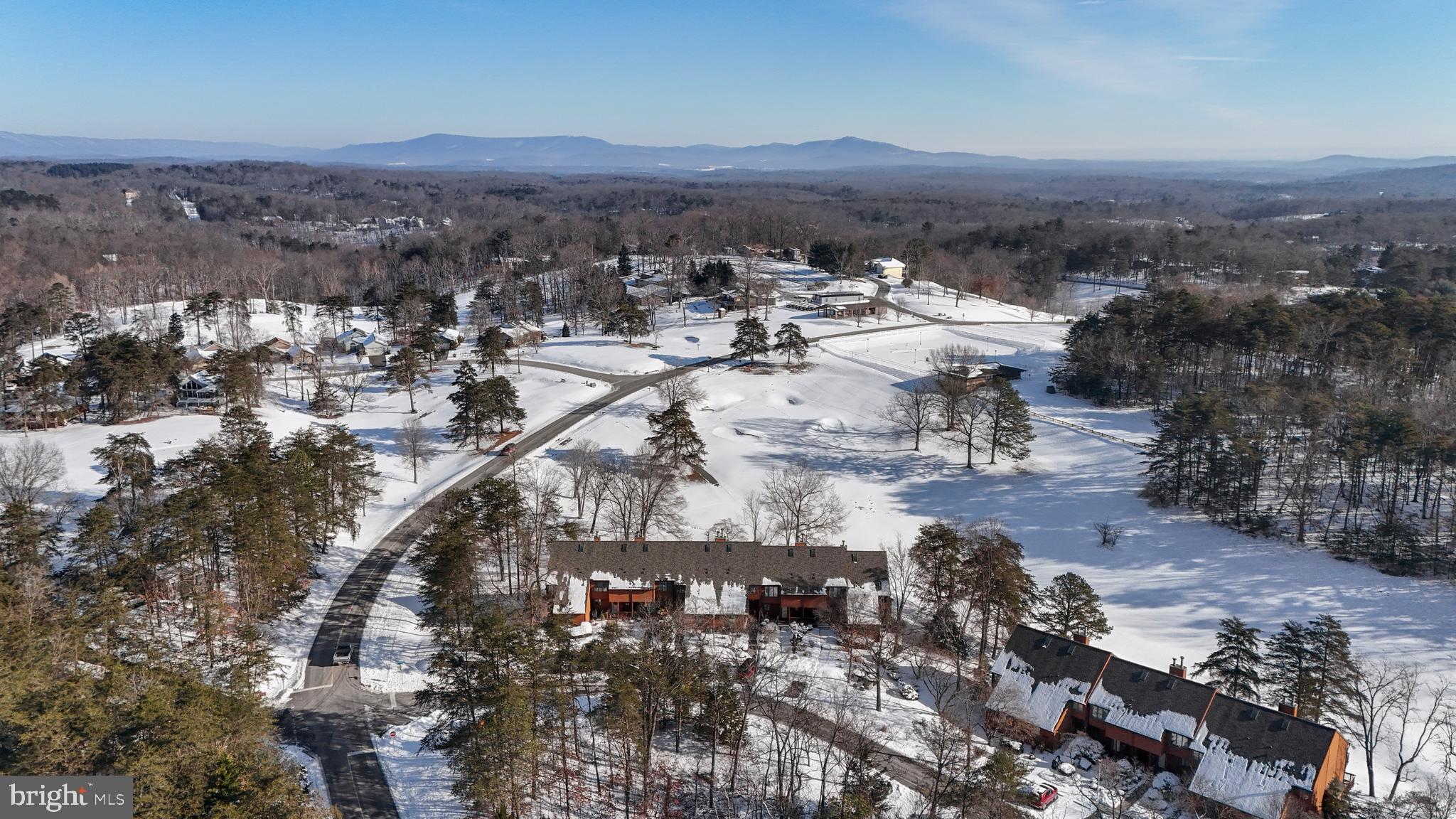 THE WOODS - Residential