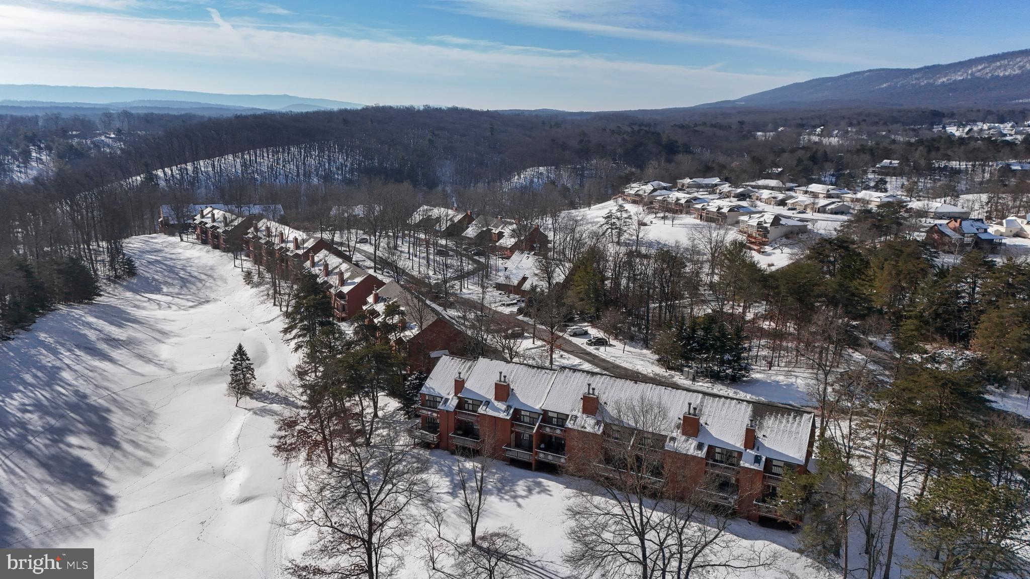 THE WOODS - Residential