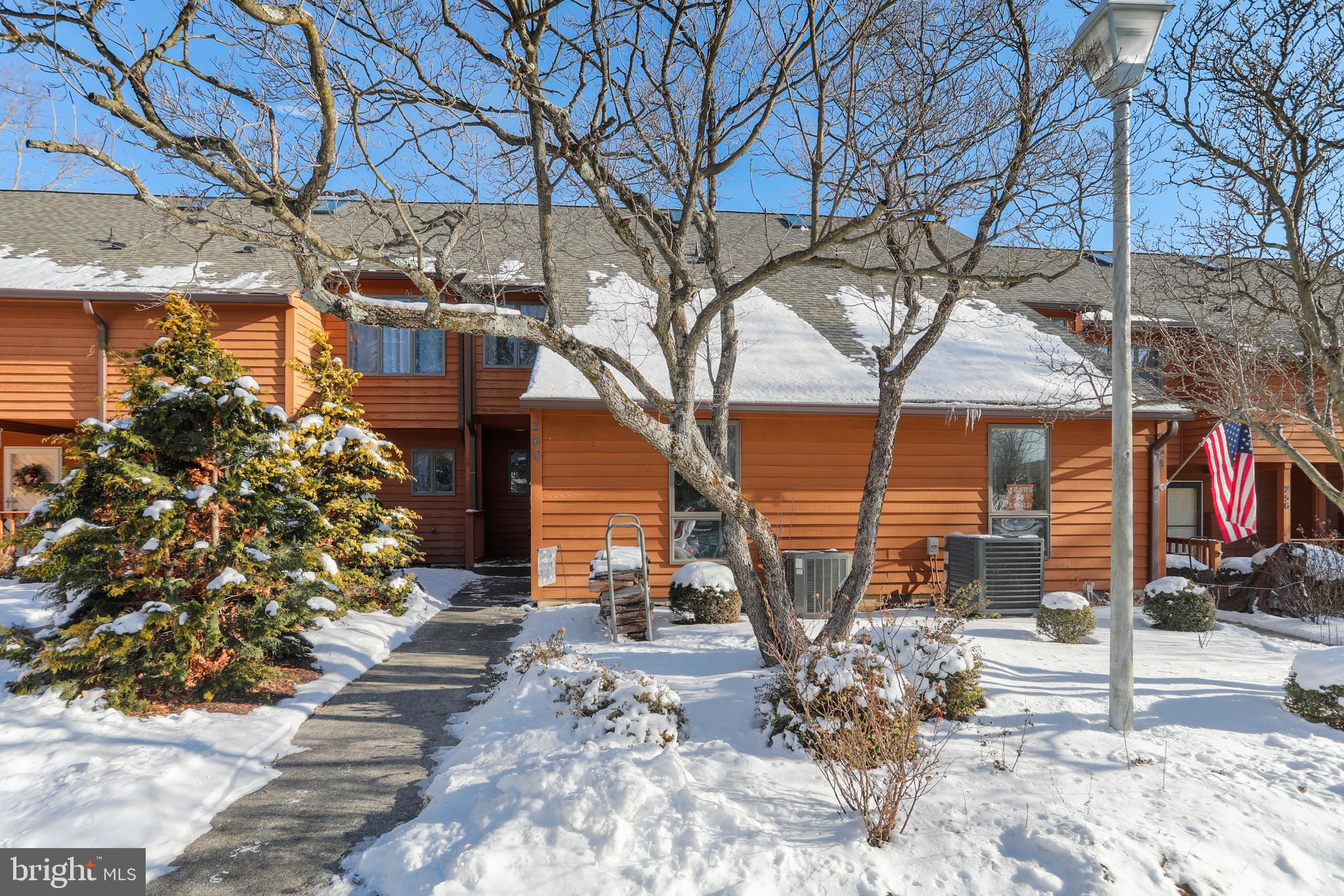 THE WOODS - Residential