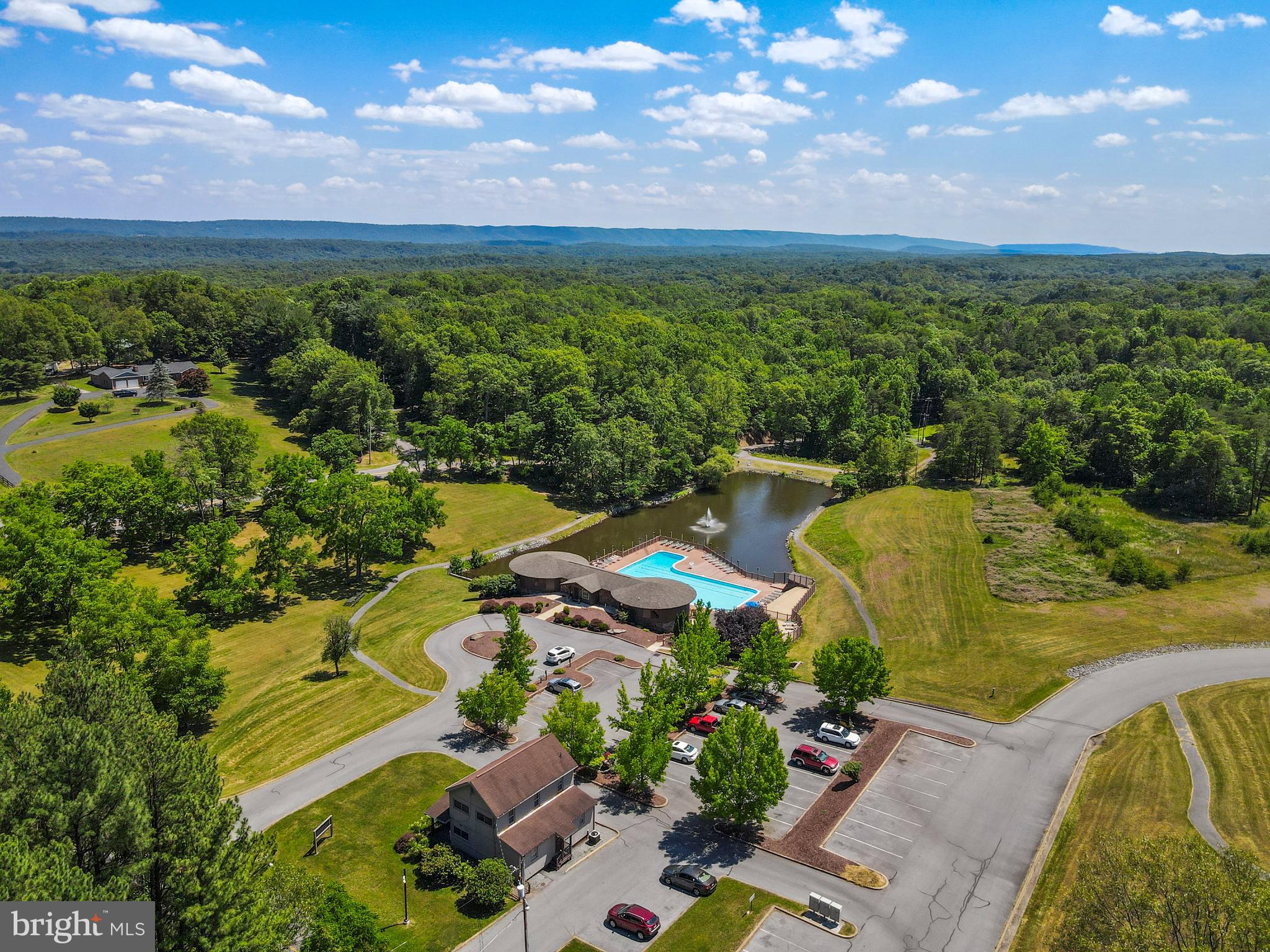 THE WOODS - Residential