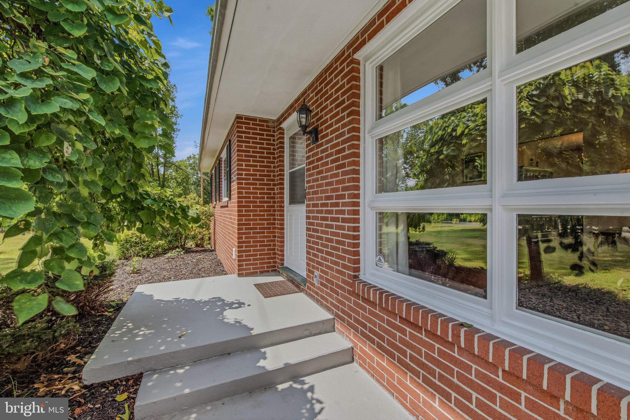 3779 FAIRVIEW DRIVE
