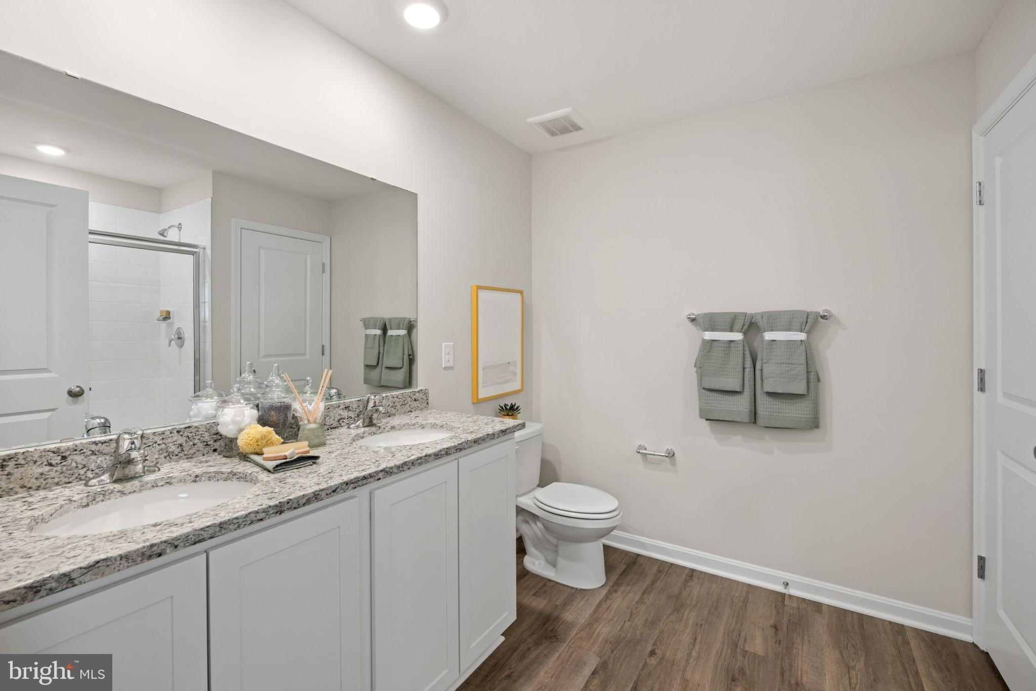 TOLLHOUSE WOODS - Residential