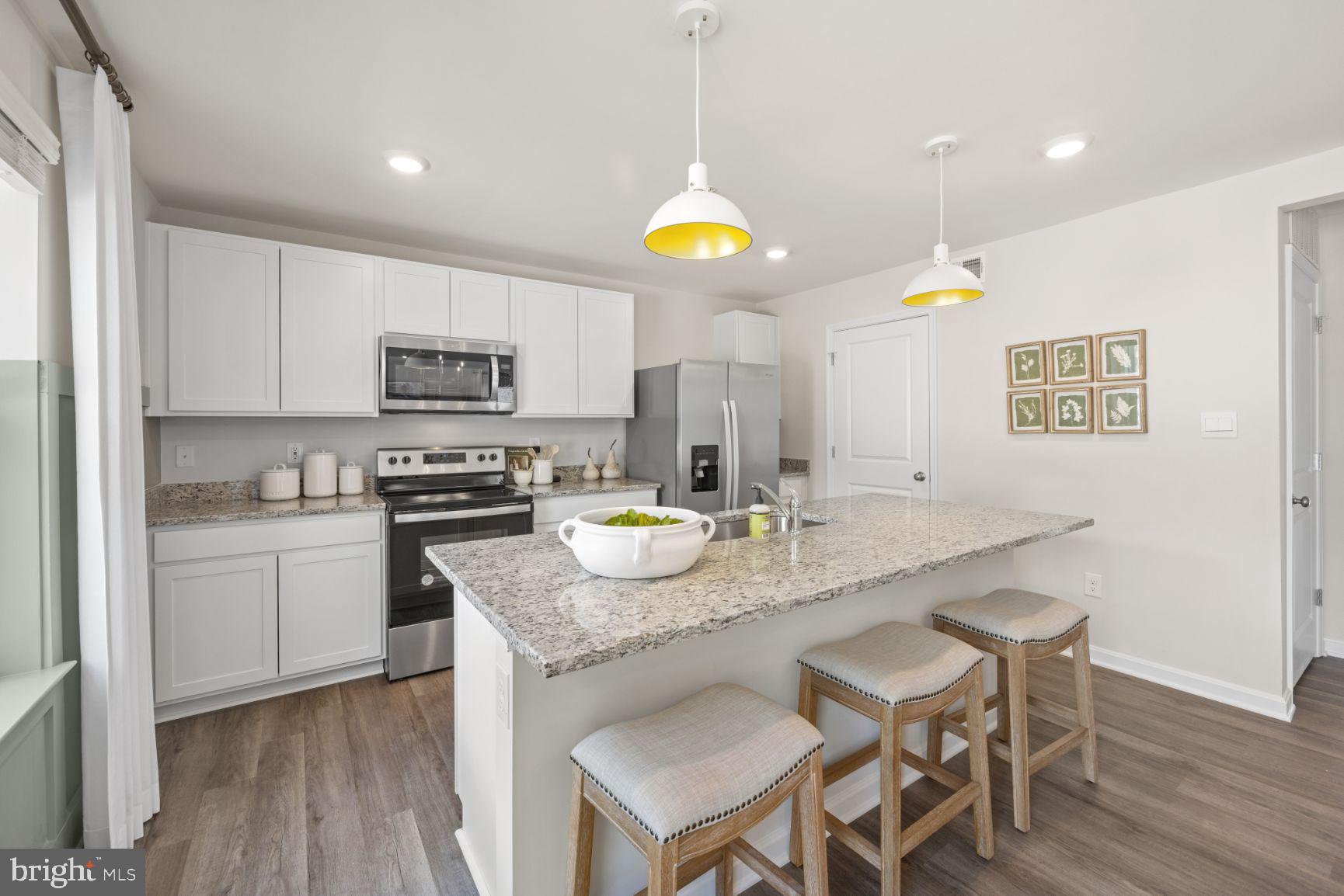 TOLLHOUSE WOODS - Residential