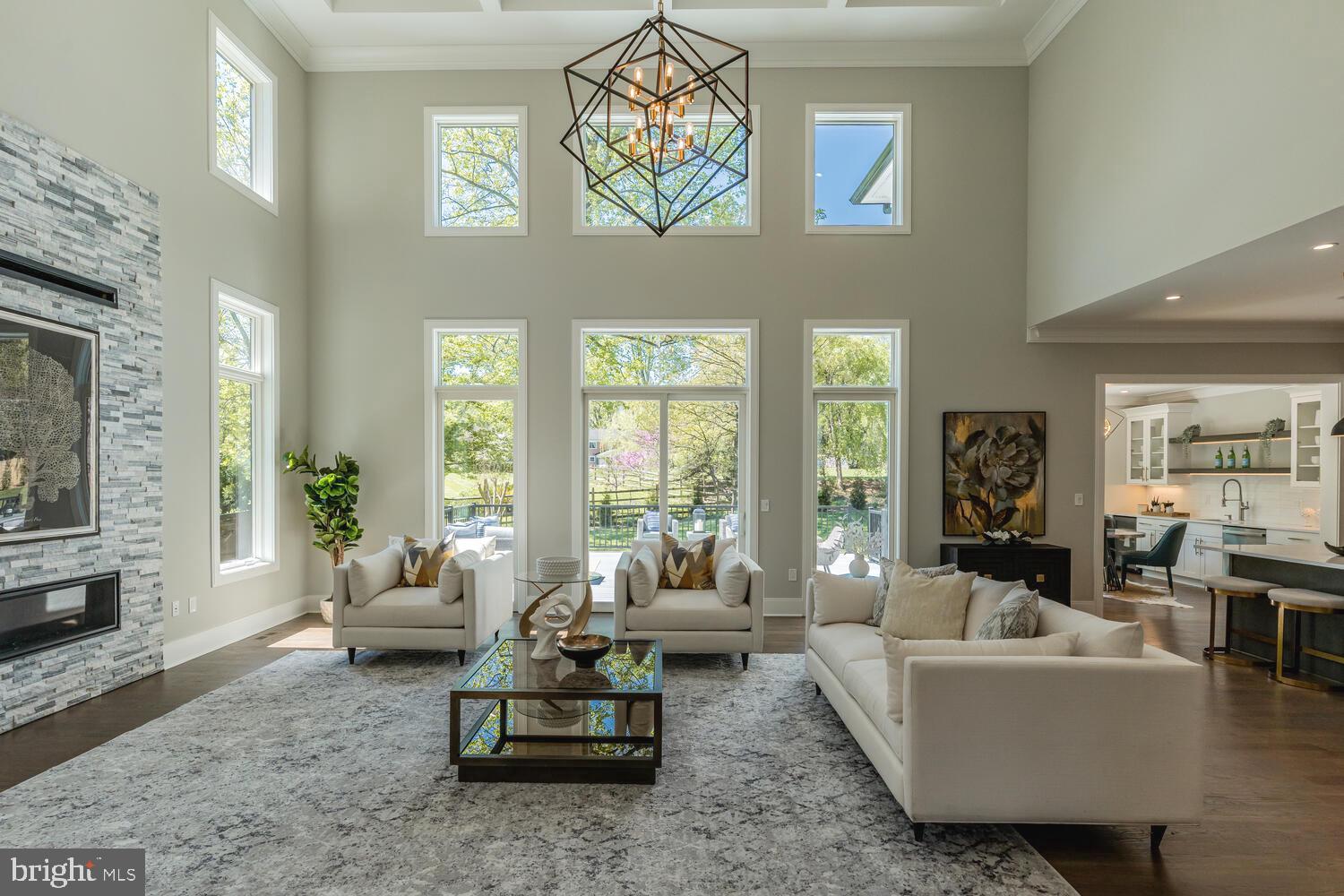 POTOMAC VILLAGE - Residential