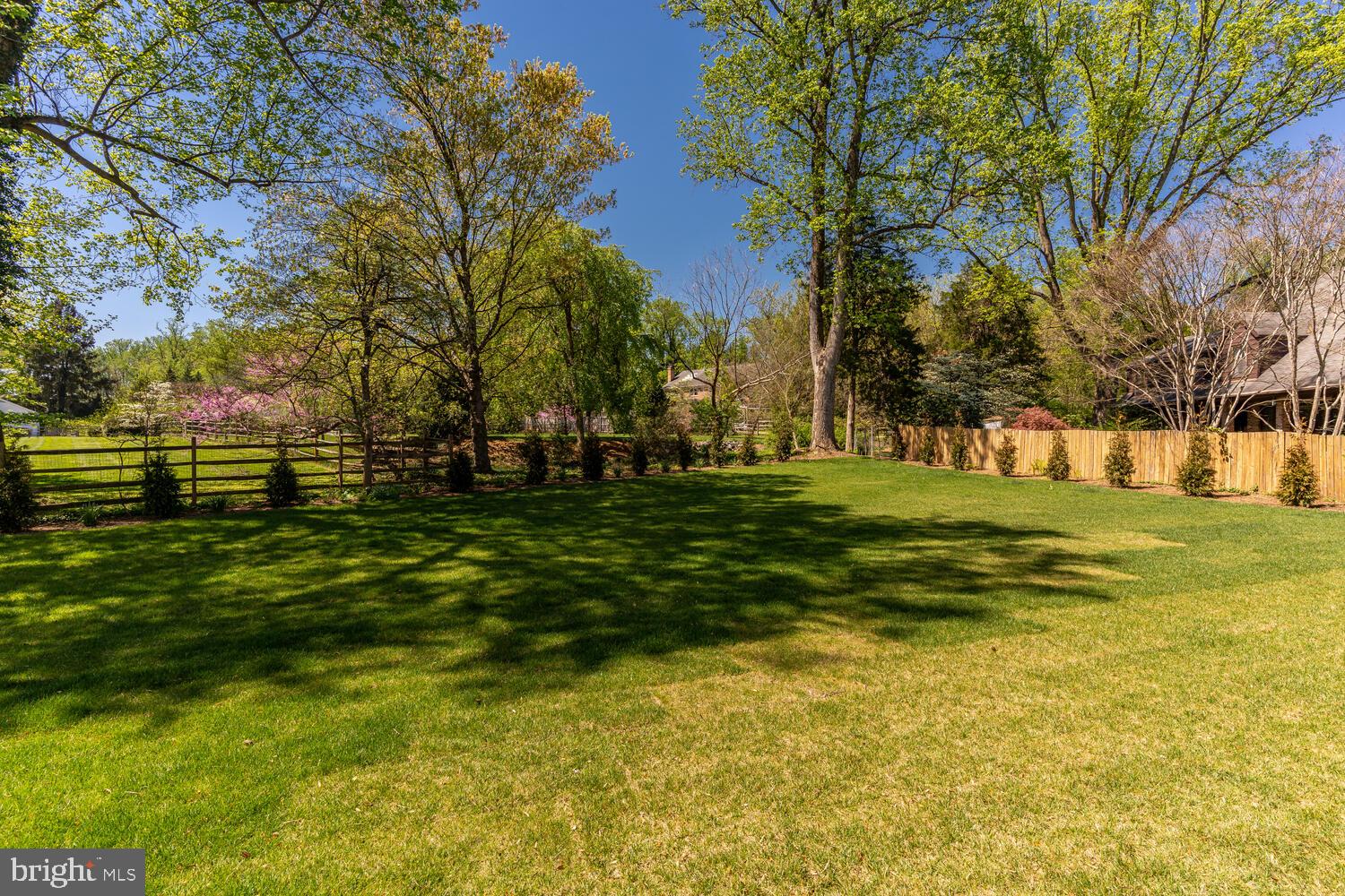 POTOMAC VILLAGE - Residential