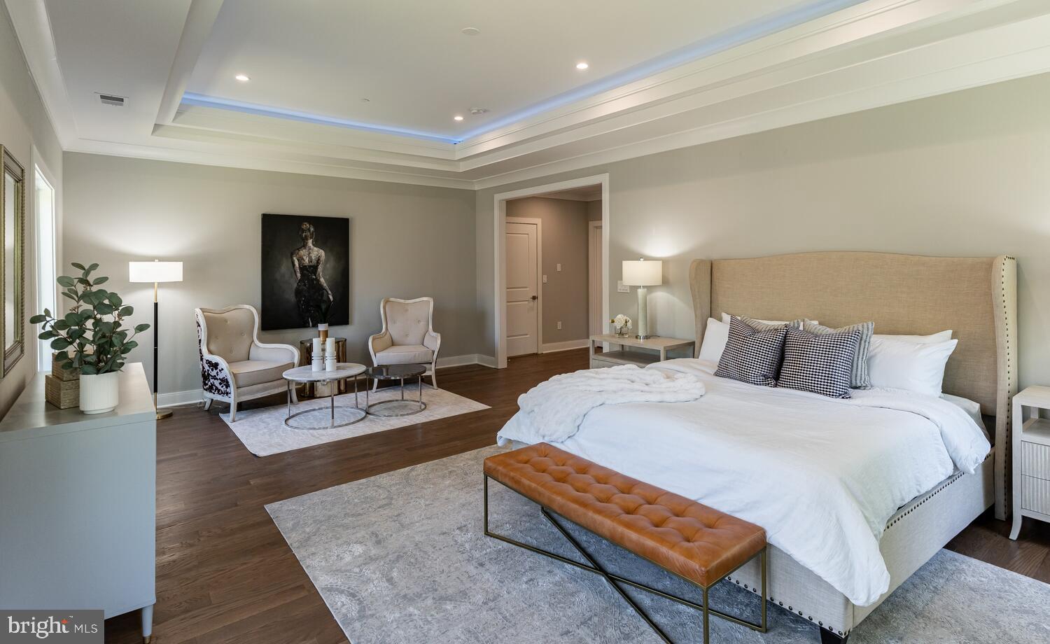 POTOMAC VILLAGE - Residential