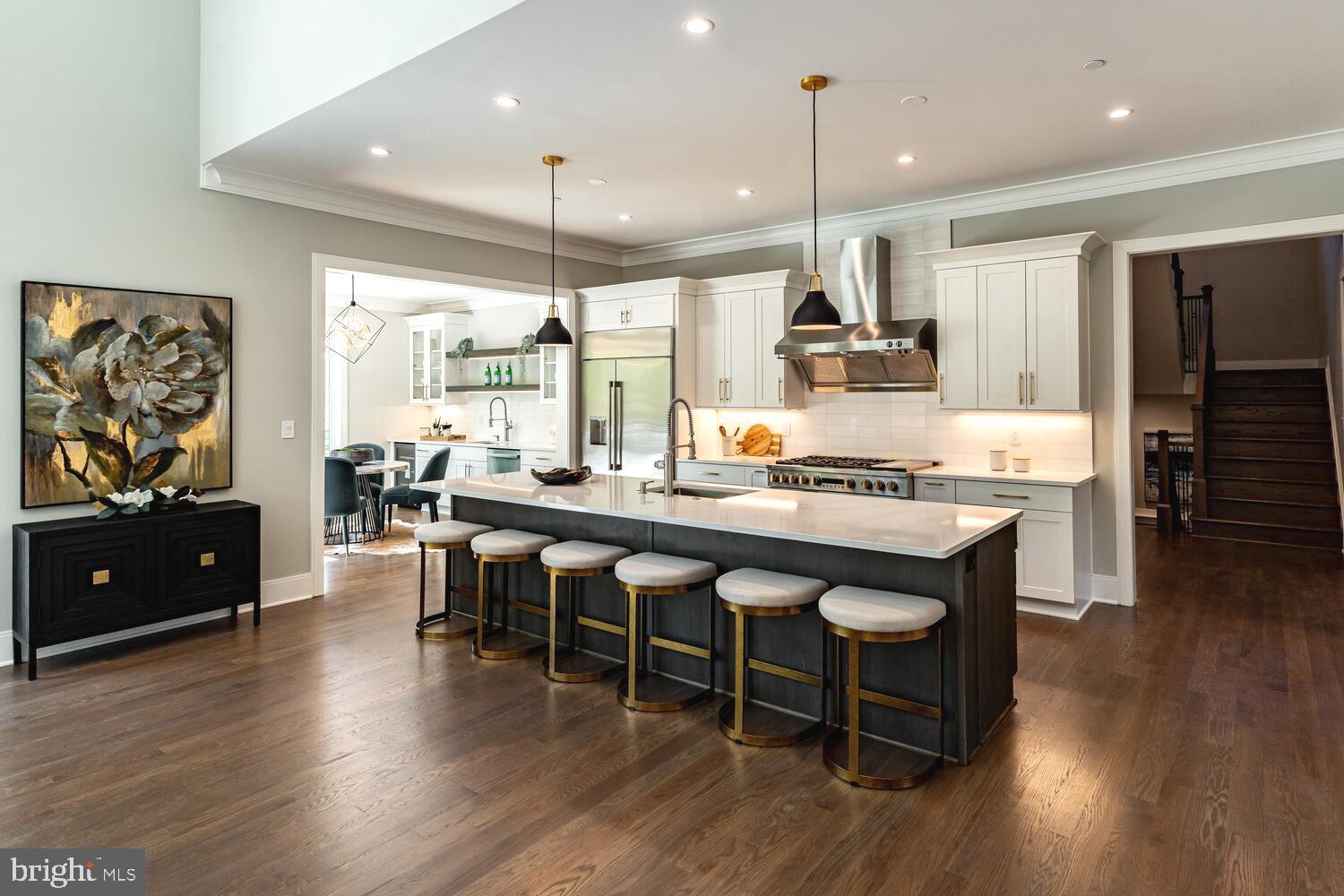 POTOMAC VILLAGE - Residential