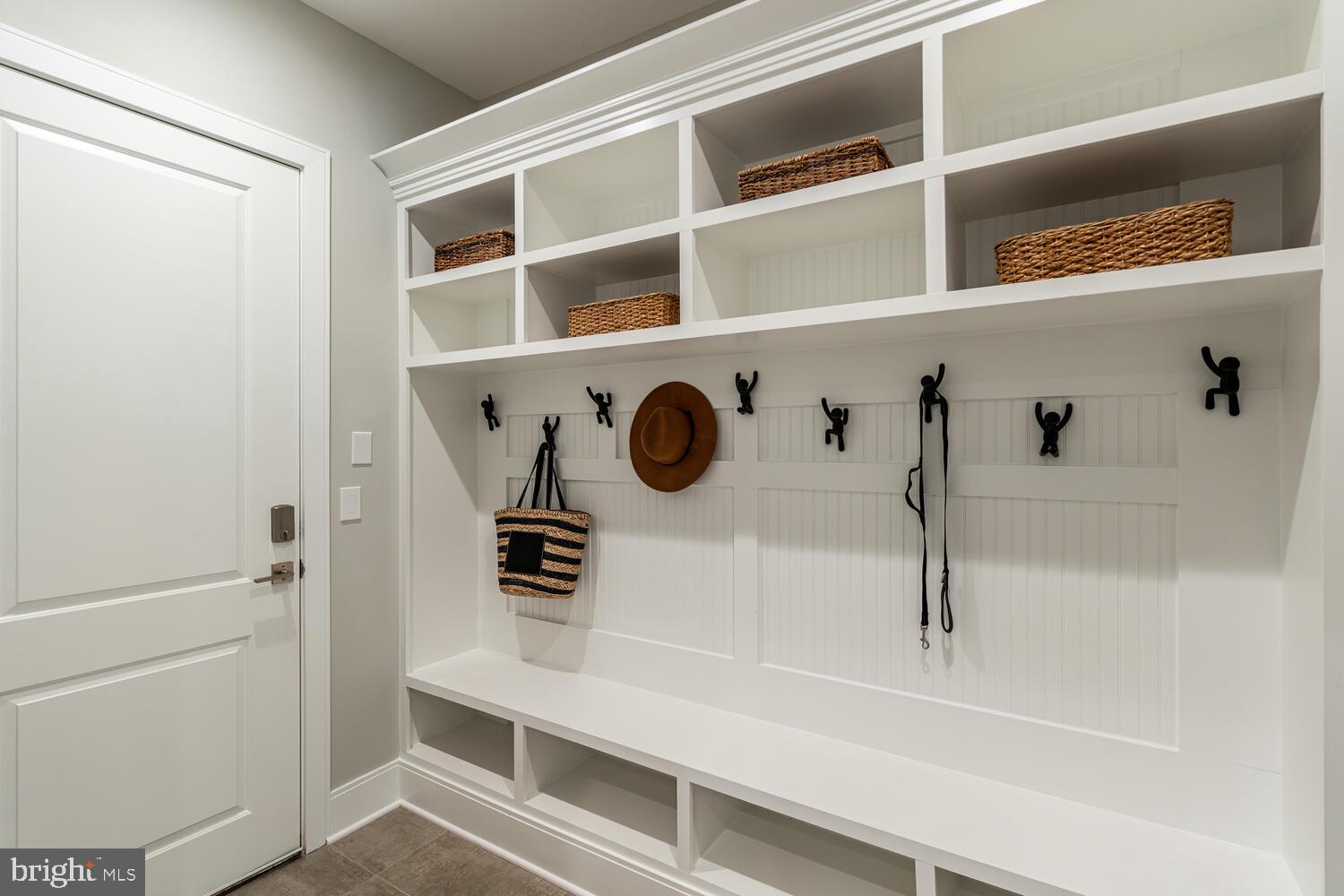 POTOMAC VILLAGE - Residential