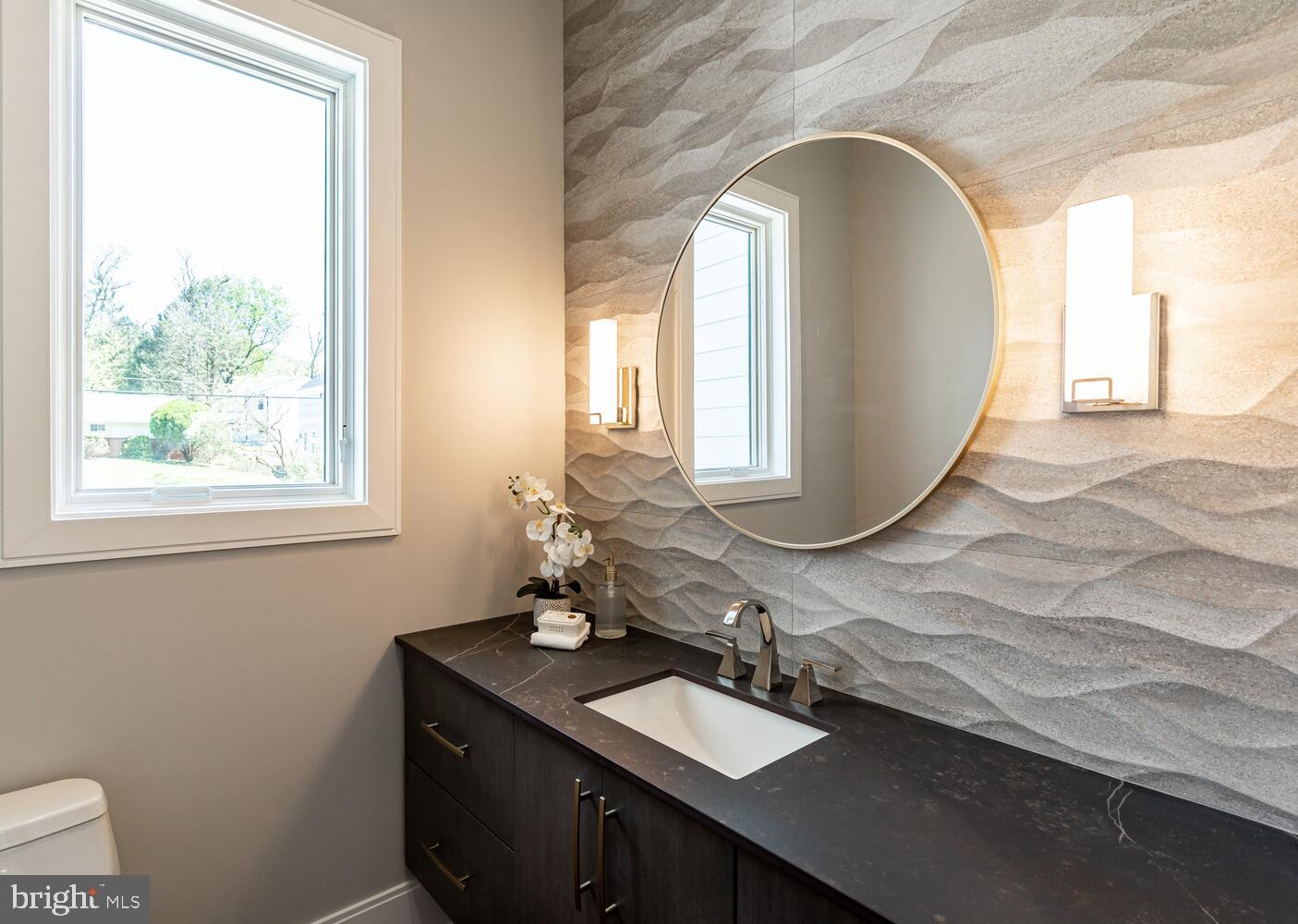 POTOMAC VILLAGE - Residential