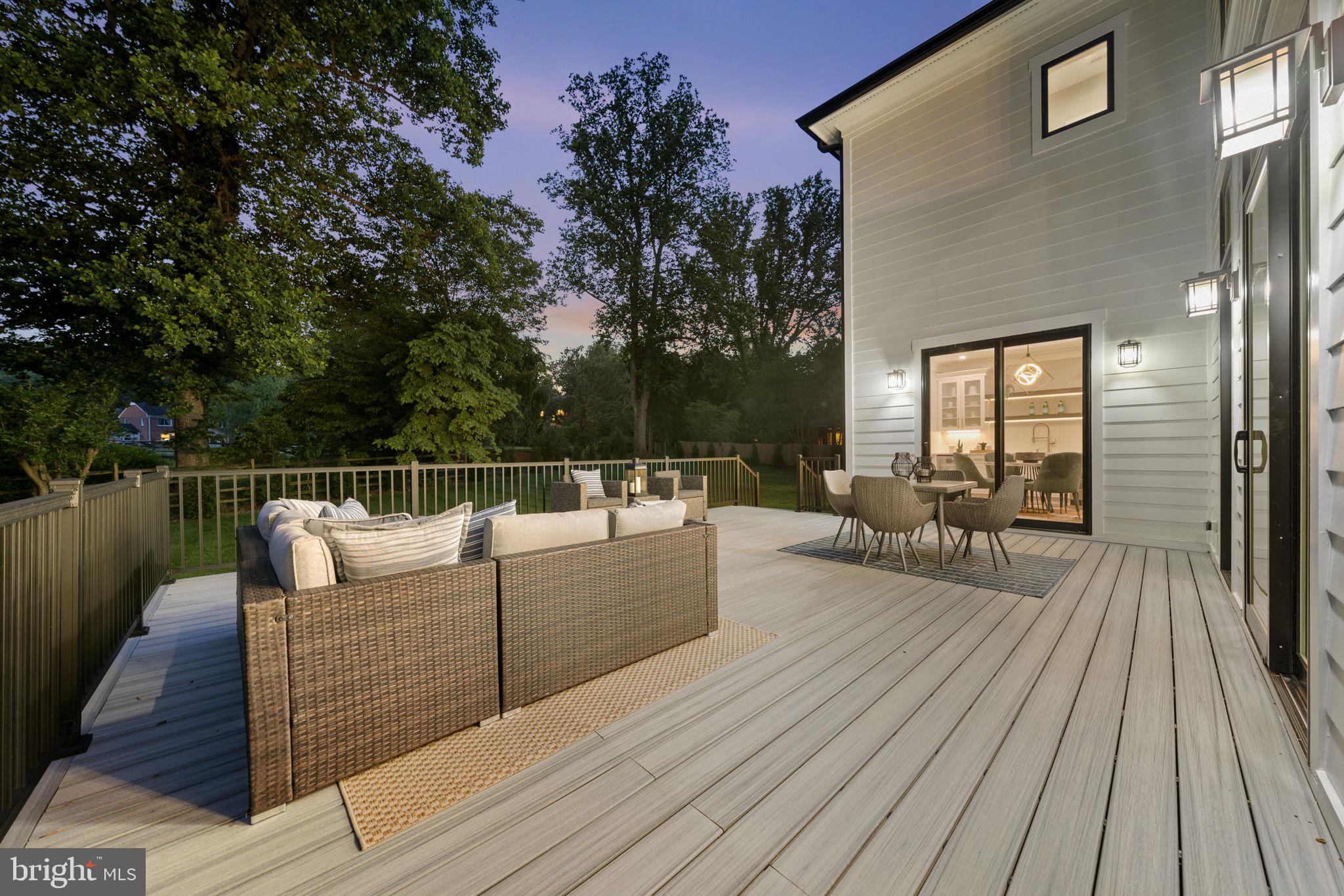 POTOMAC VILLAGE - Residential