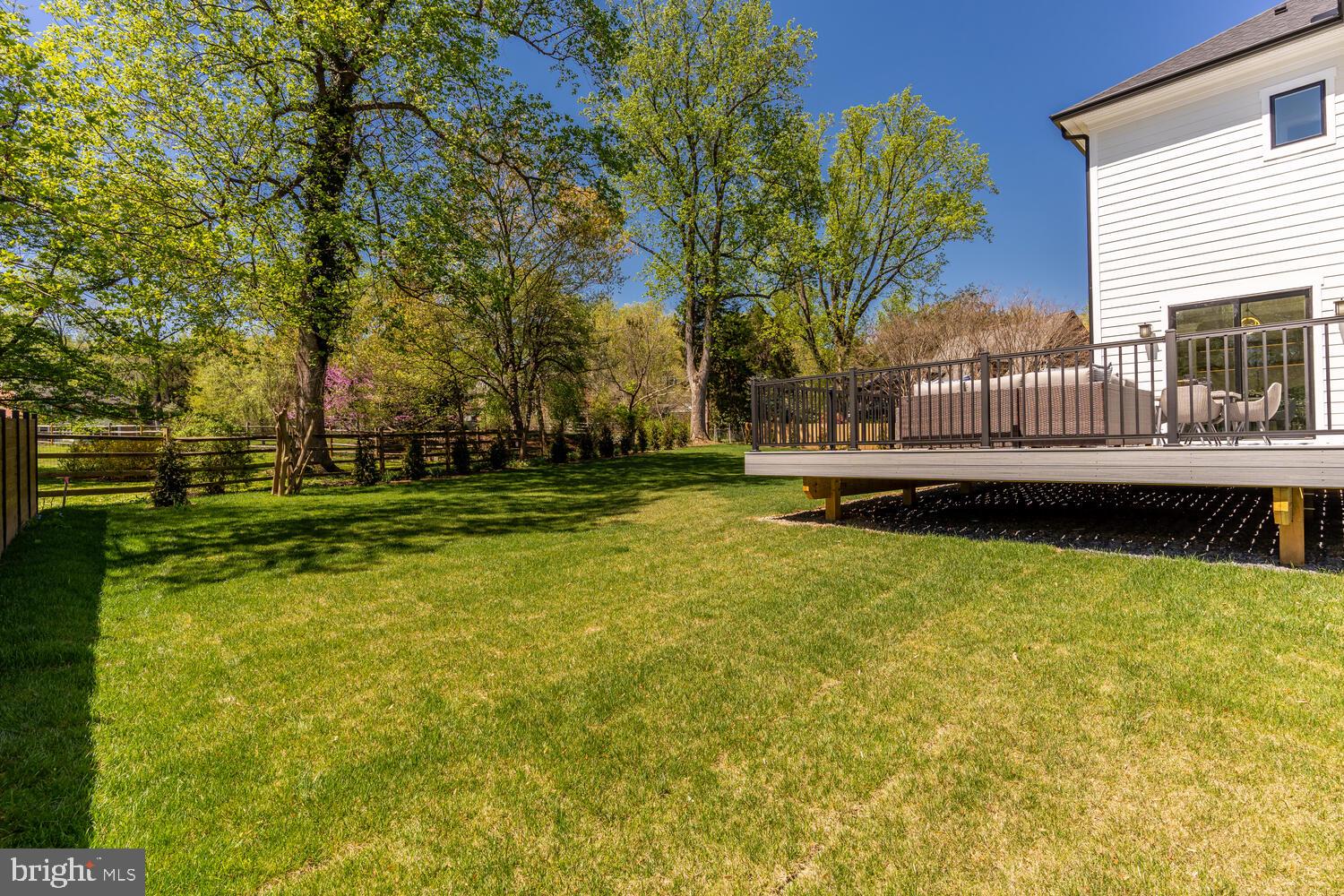 POTOMAC VILLAGE - Residential