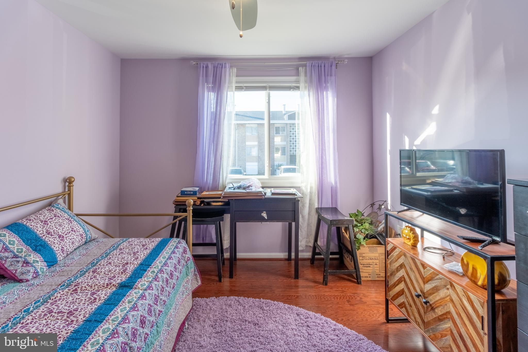 BROOKSIDE PARK CONDOMINIUMS - Residential Lease