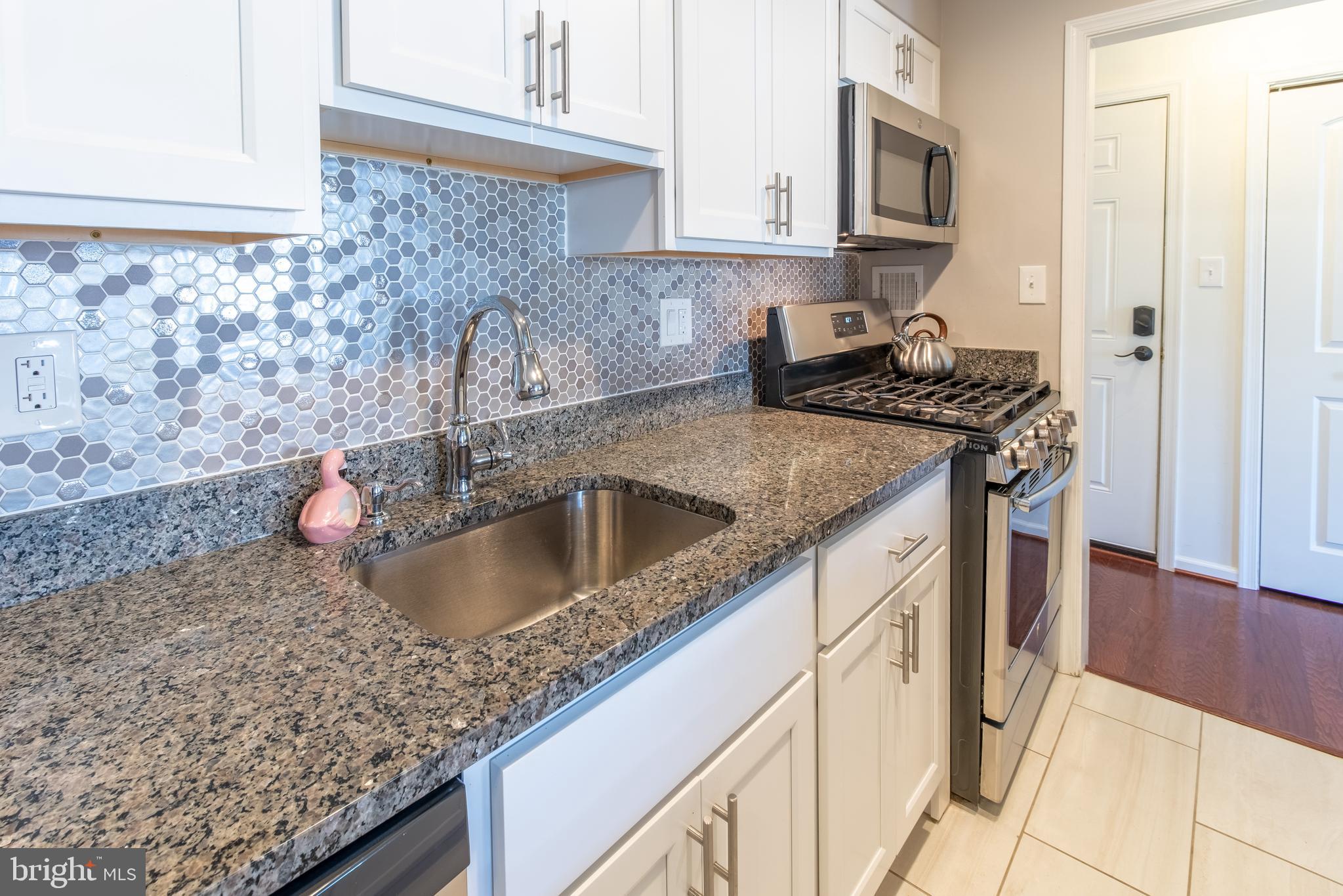 BROOKSIDE PARK CONDOMINIUMS - Residential Lease