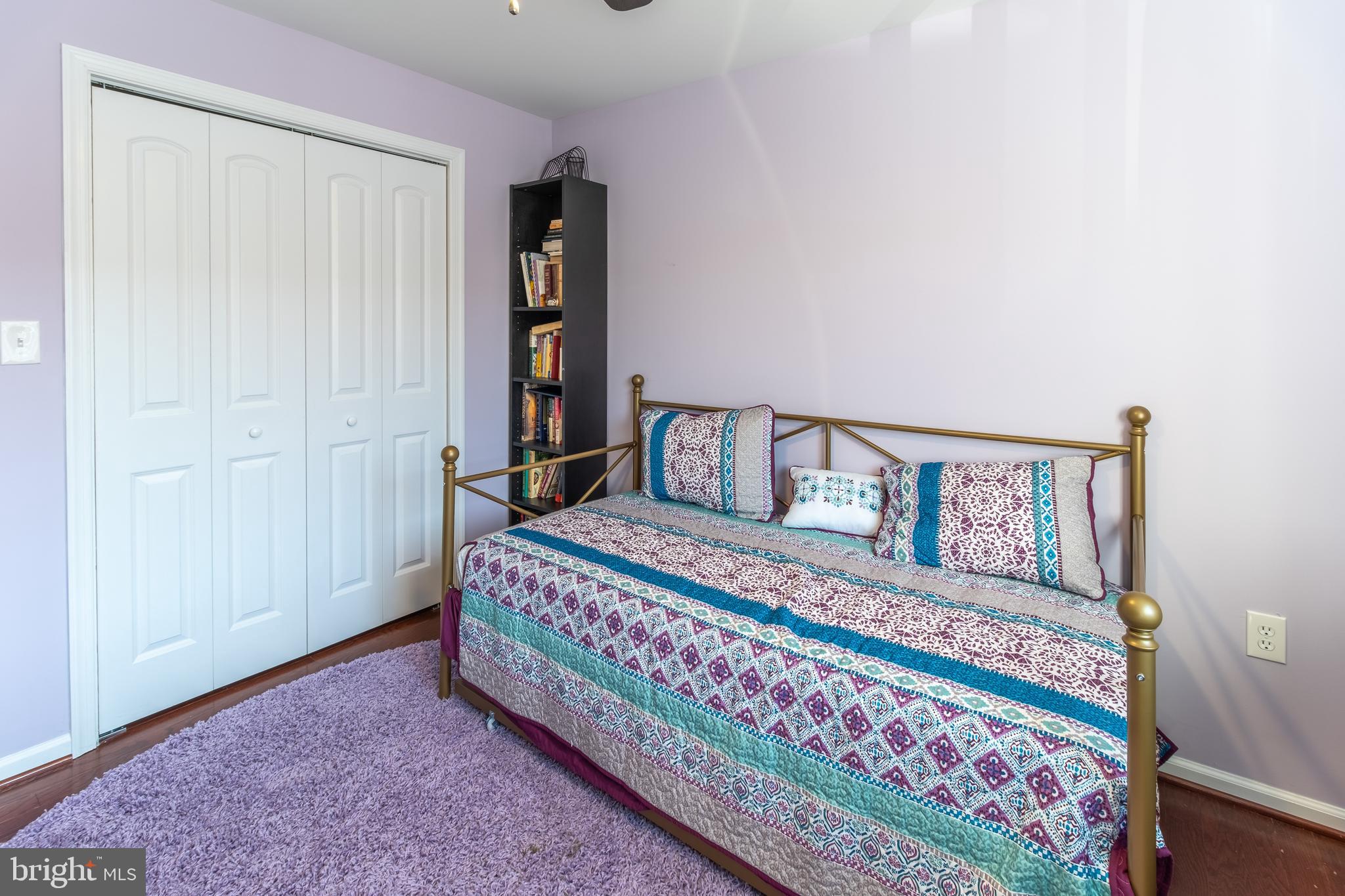 BROOKSIDE PARK CONDOMINIUMS - Residential Lease