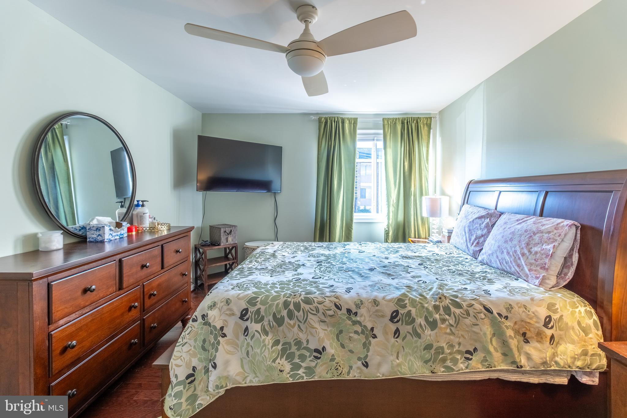 BROOKSIDE PARK CONDOMINIUMS - Residential Lease