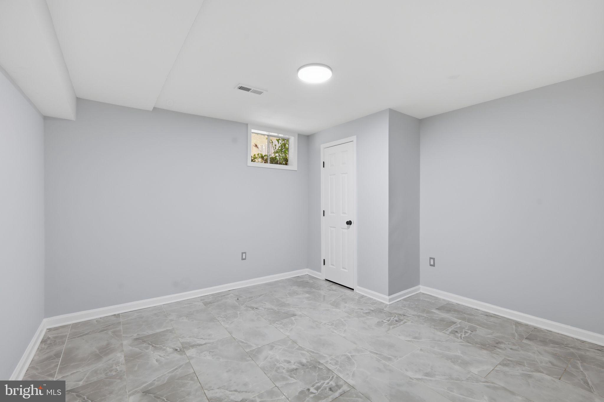 BARNABY KNOLLS PLAT 4 - Residential