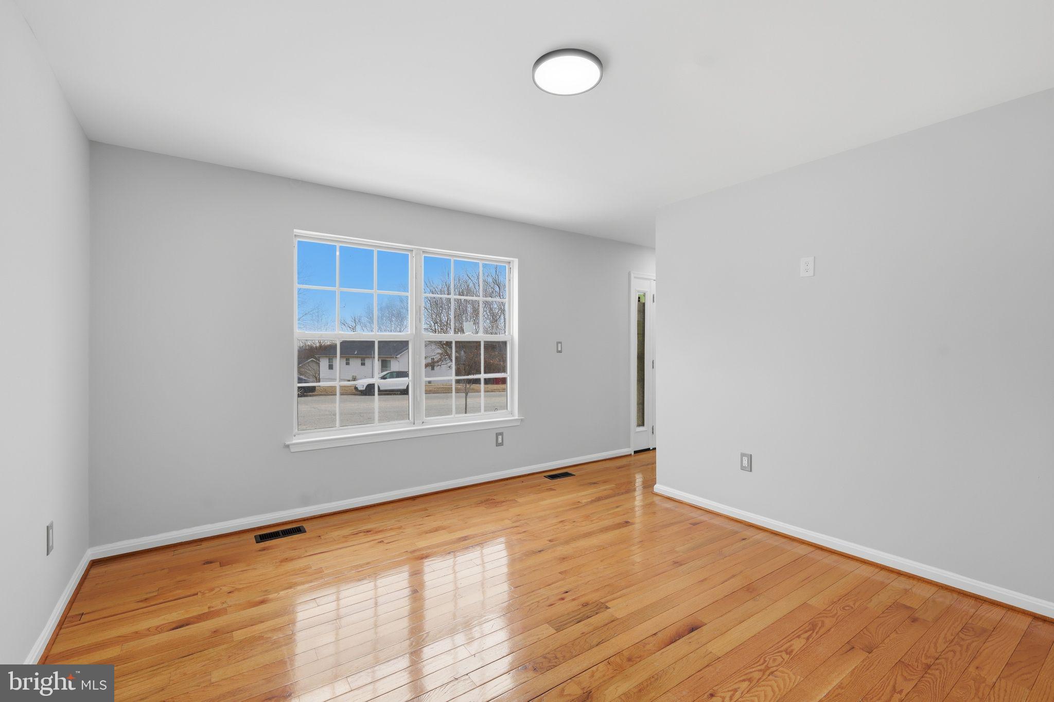 BARNABY KNOLLS PLAT 4 - Residential