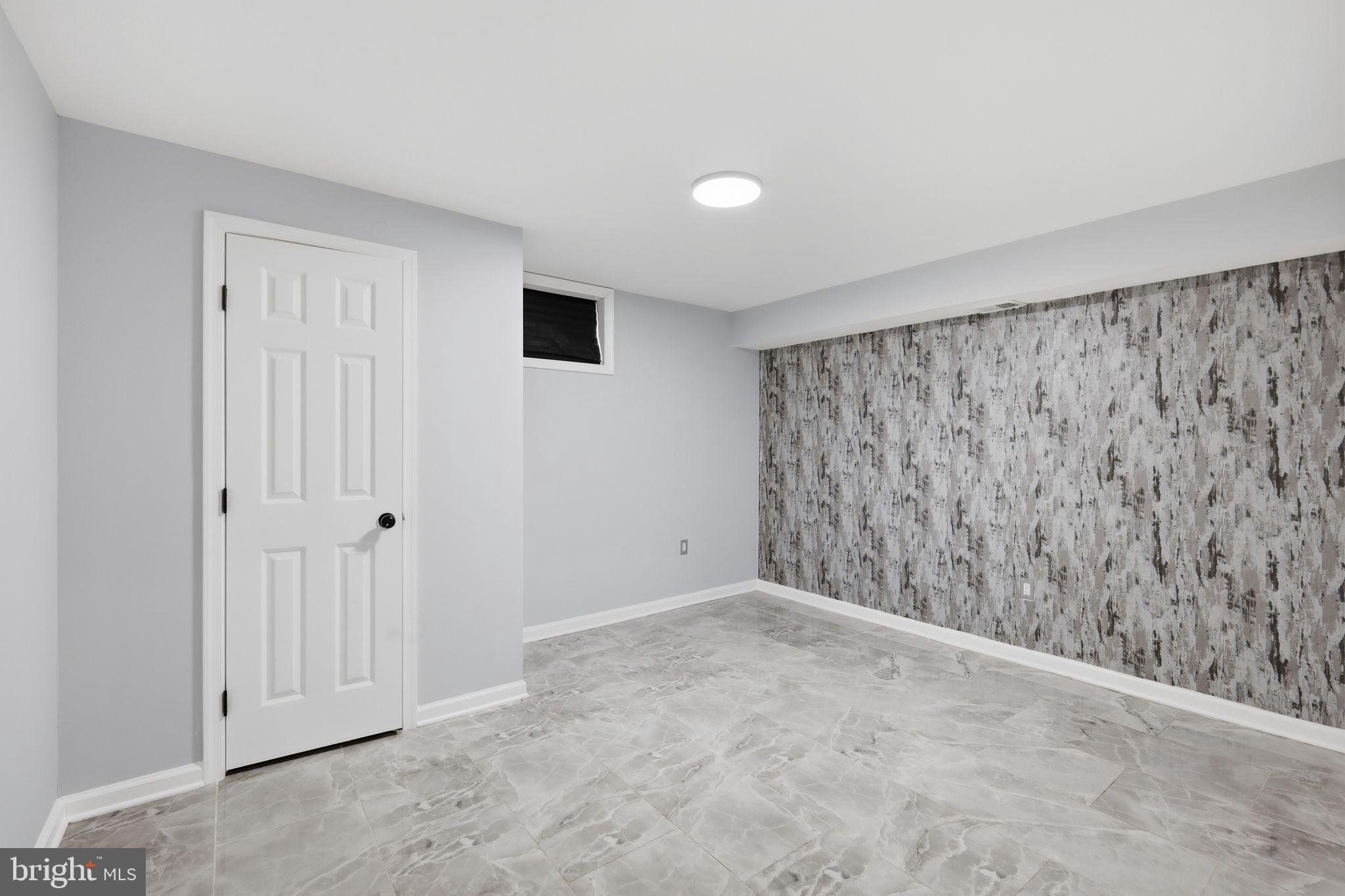 BARNABY KNOLLS PLAT 4 - Residential