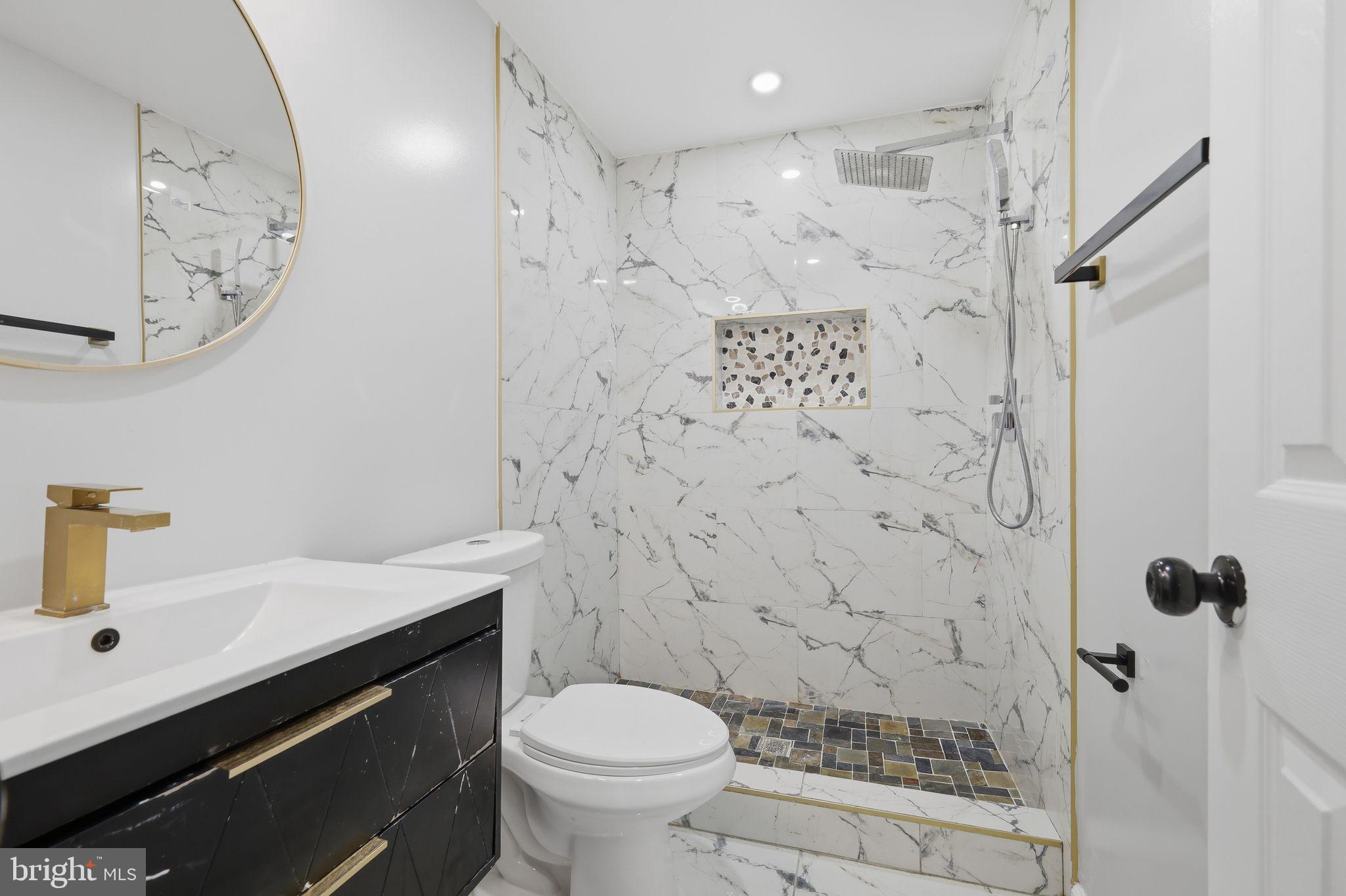 BARNABY KNOLLS PLAT 4 - Residential