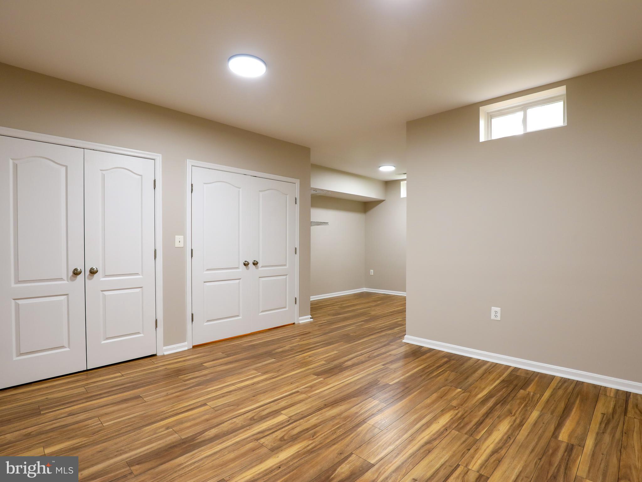 COLONIAL HILLS - Residential