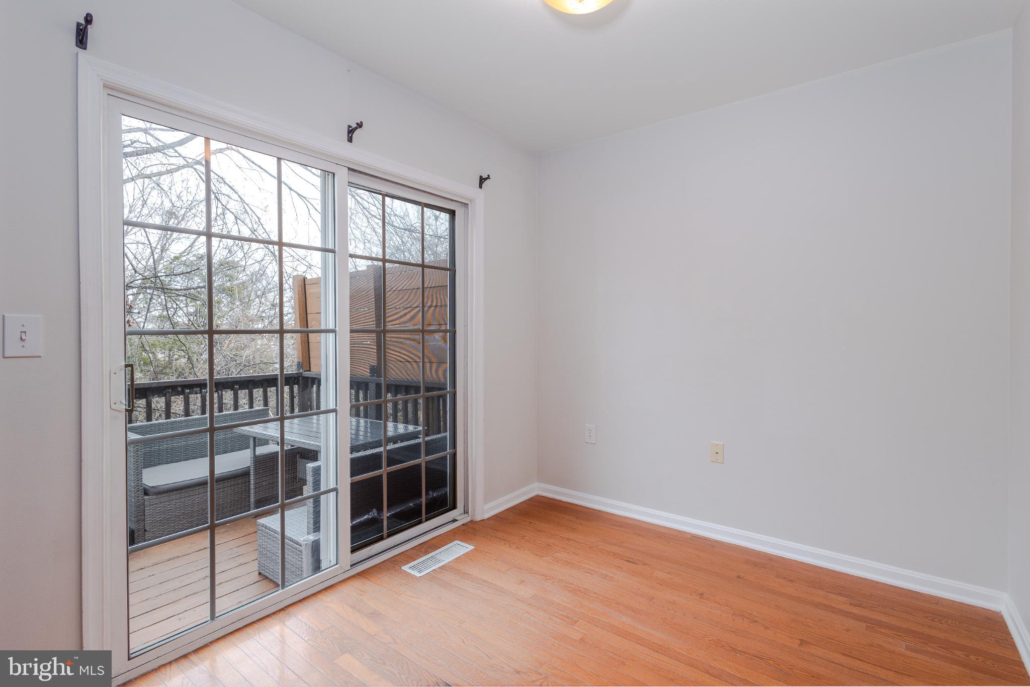 HAMMONDS MILL - Residential