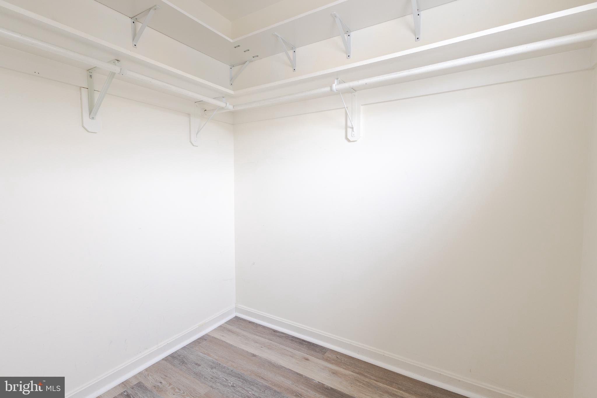 HAMMONDS MILL - Residential