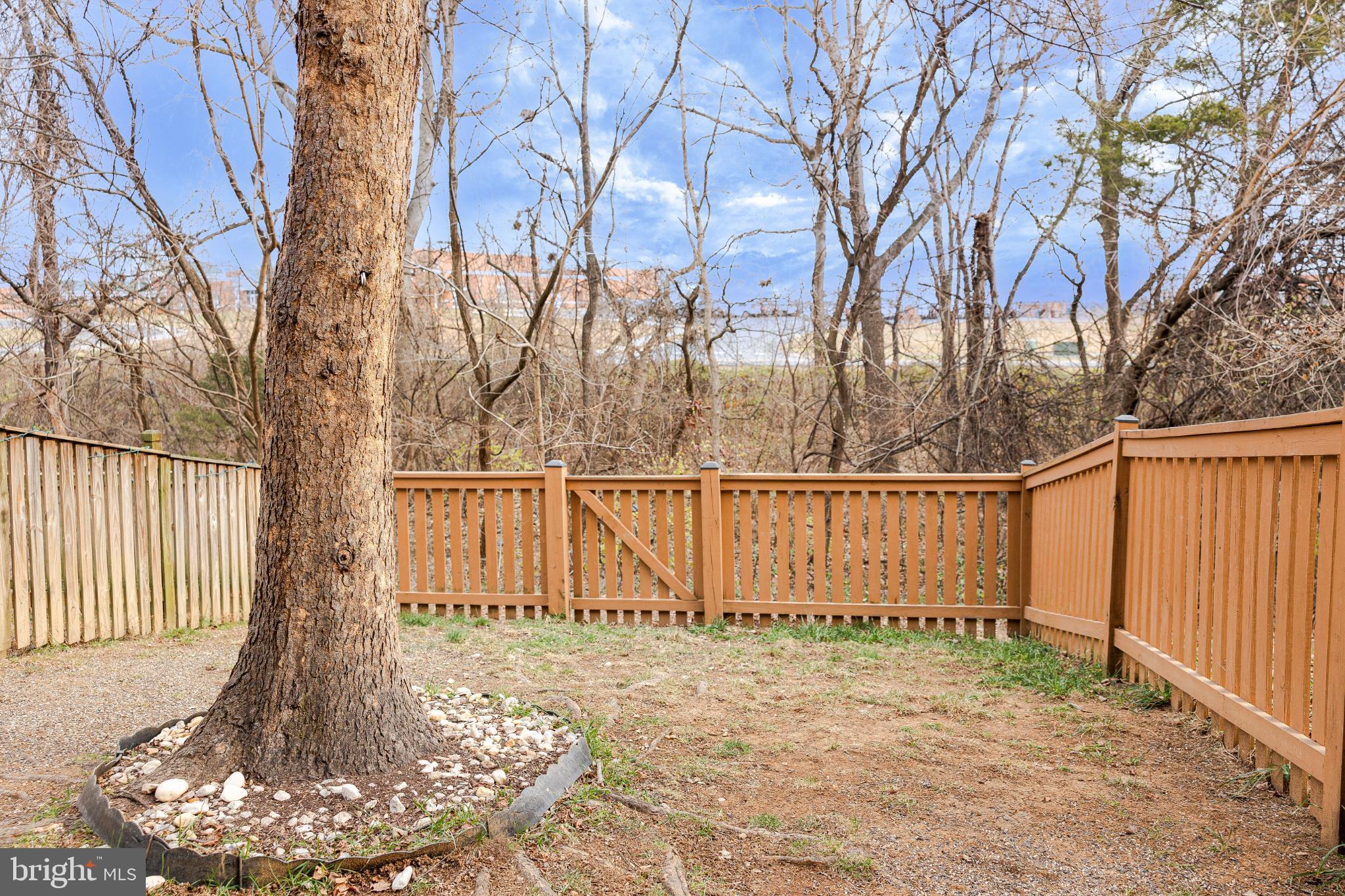 HAMMONDS MILL - Residential