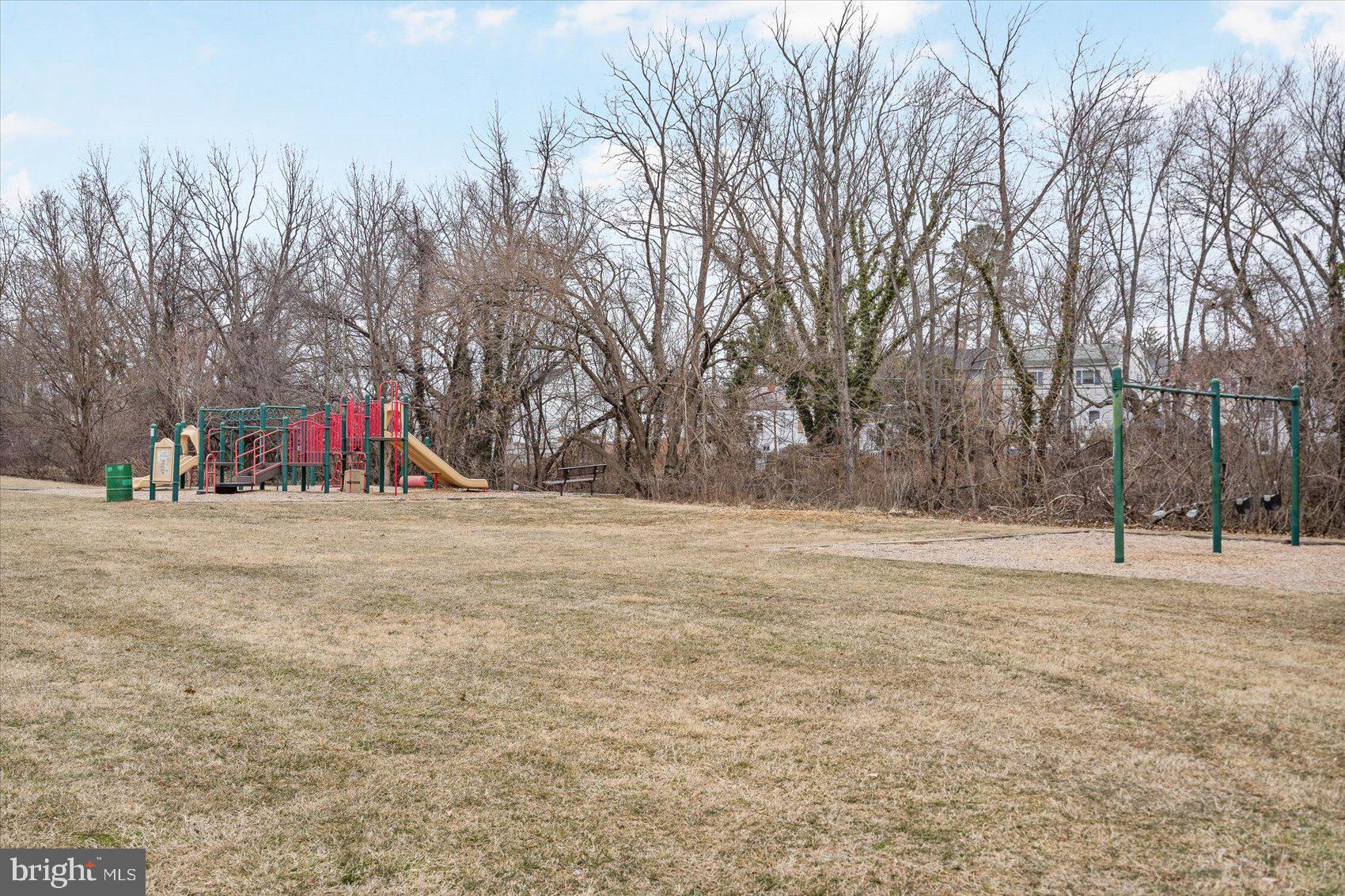 ELMWOOD - Residential