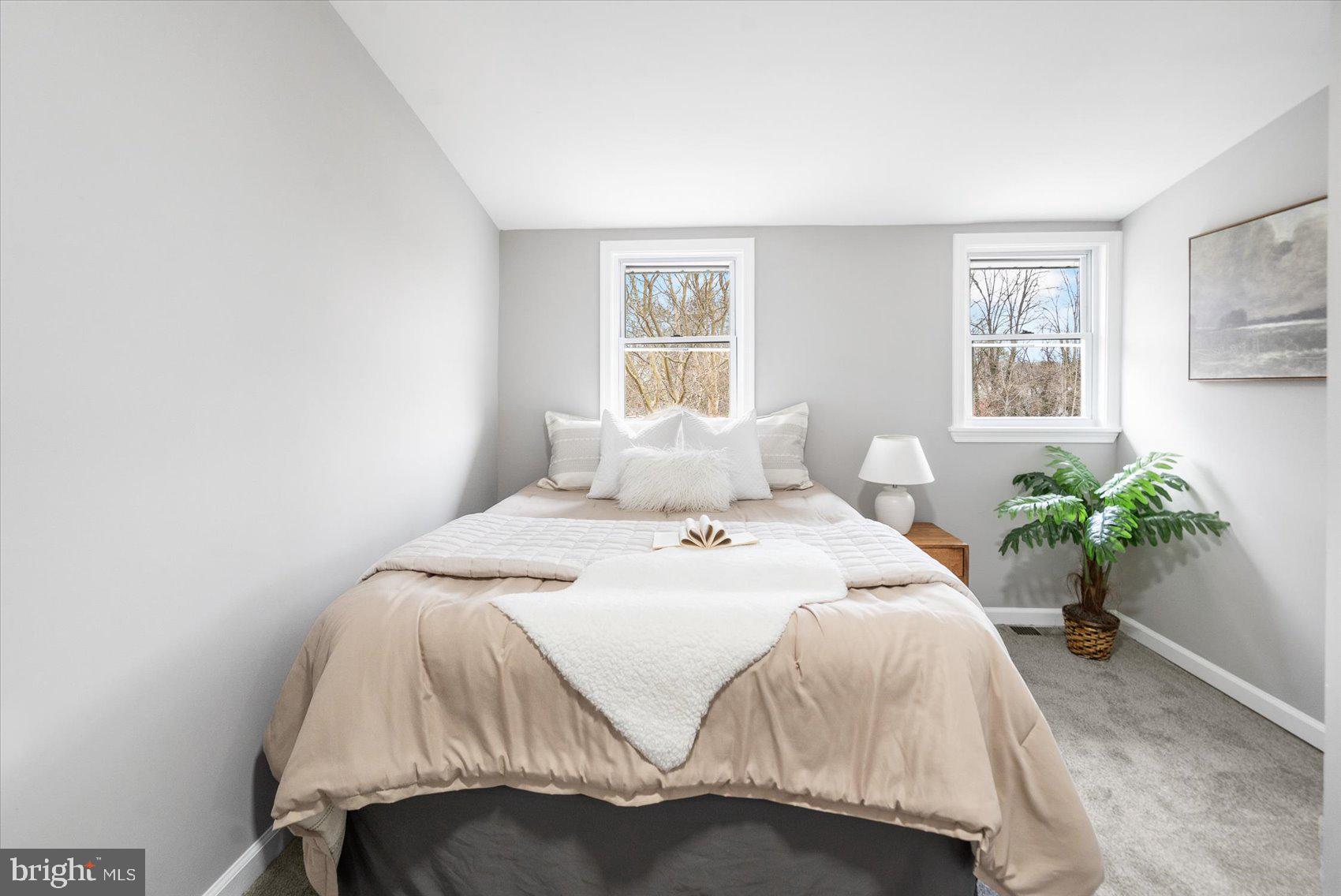 ELMWOOD - Residential