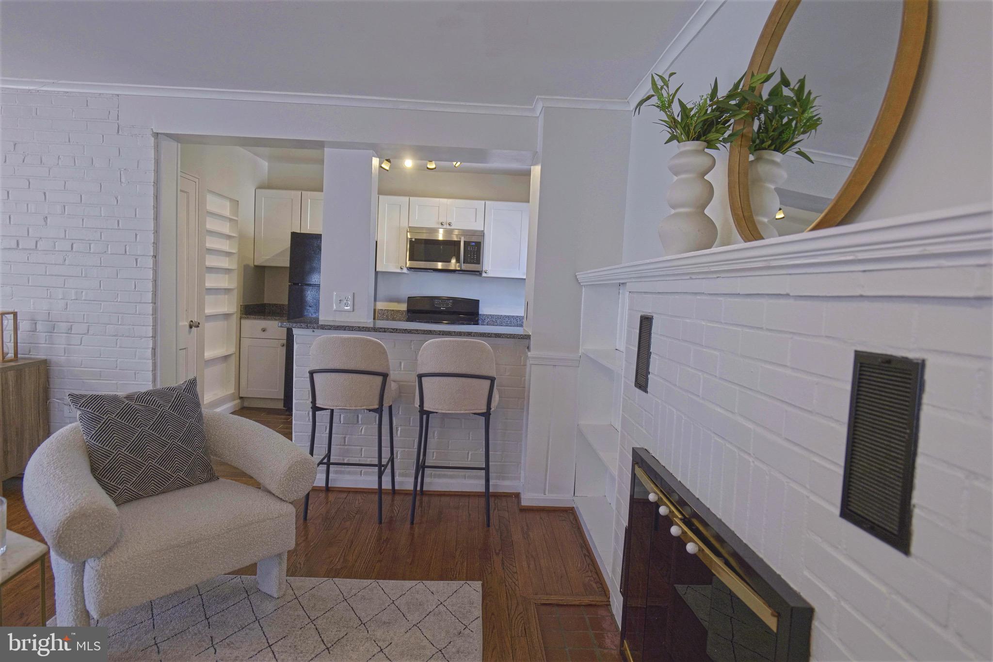 KENSINGTON ESTATES - Residential