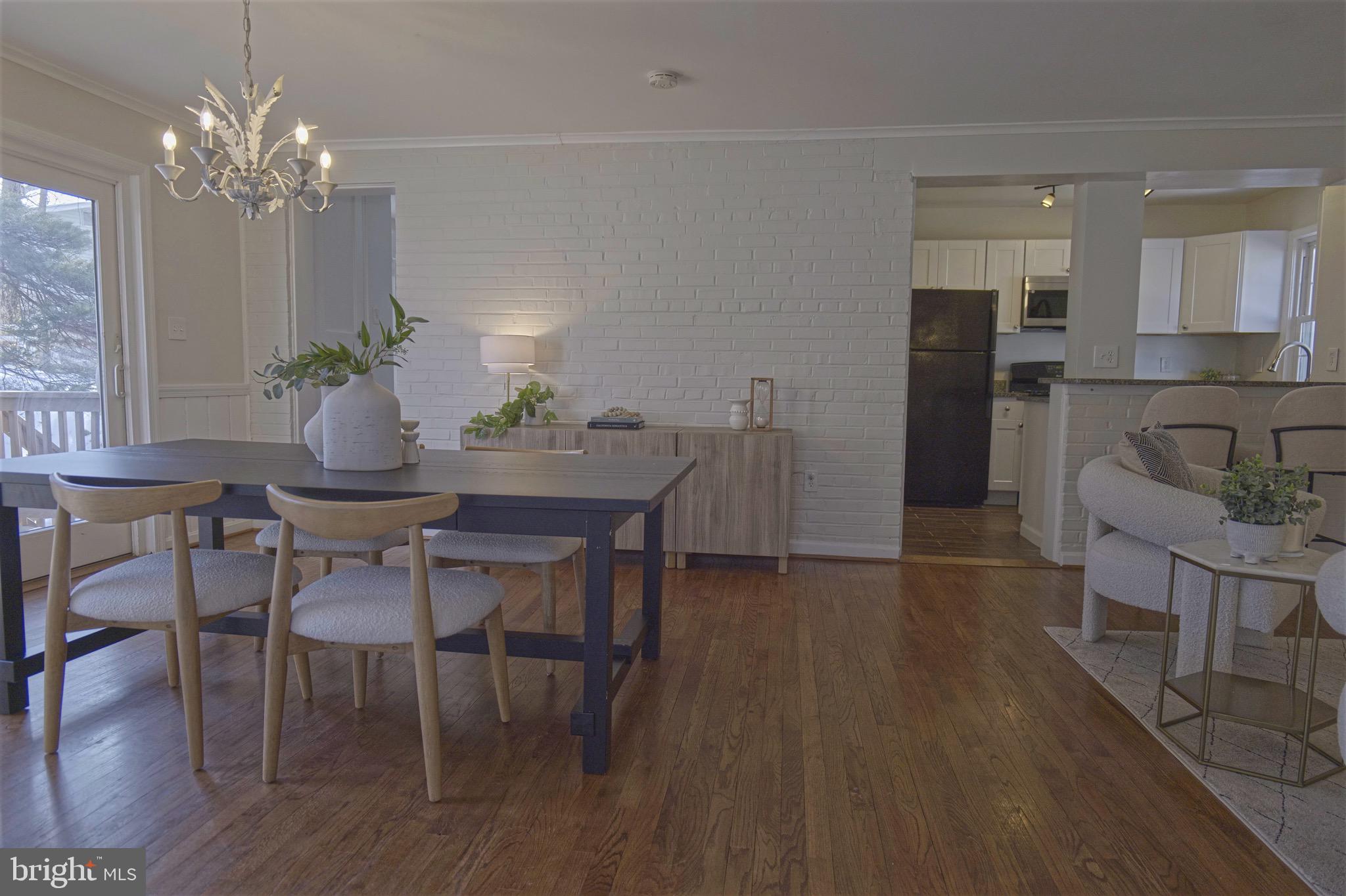 KENSINGTON ESTATES - Residential