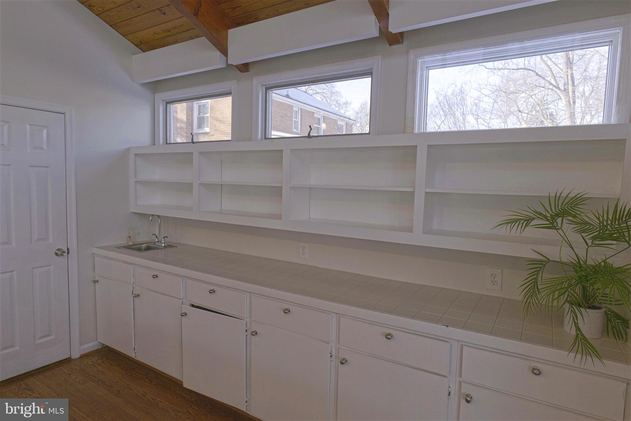 KENSINGTON ESTATES - Residential