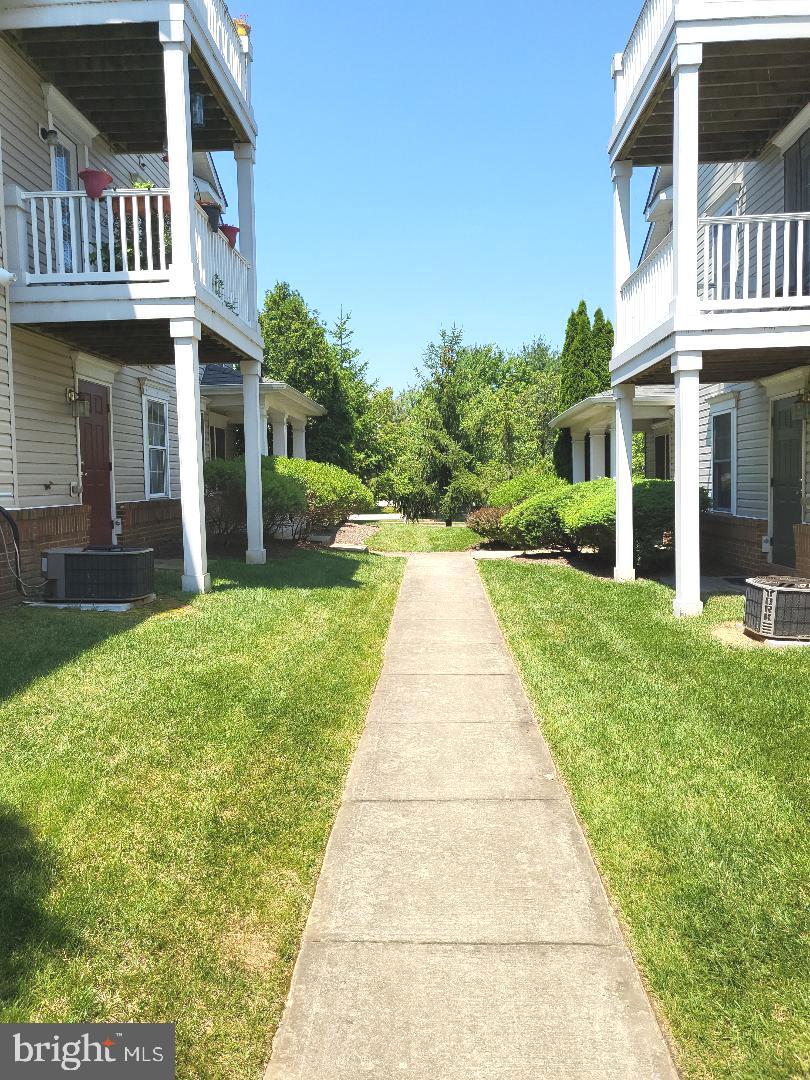 SEVEN OAKS - Residential