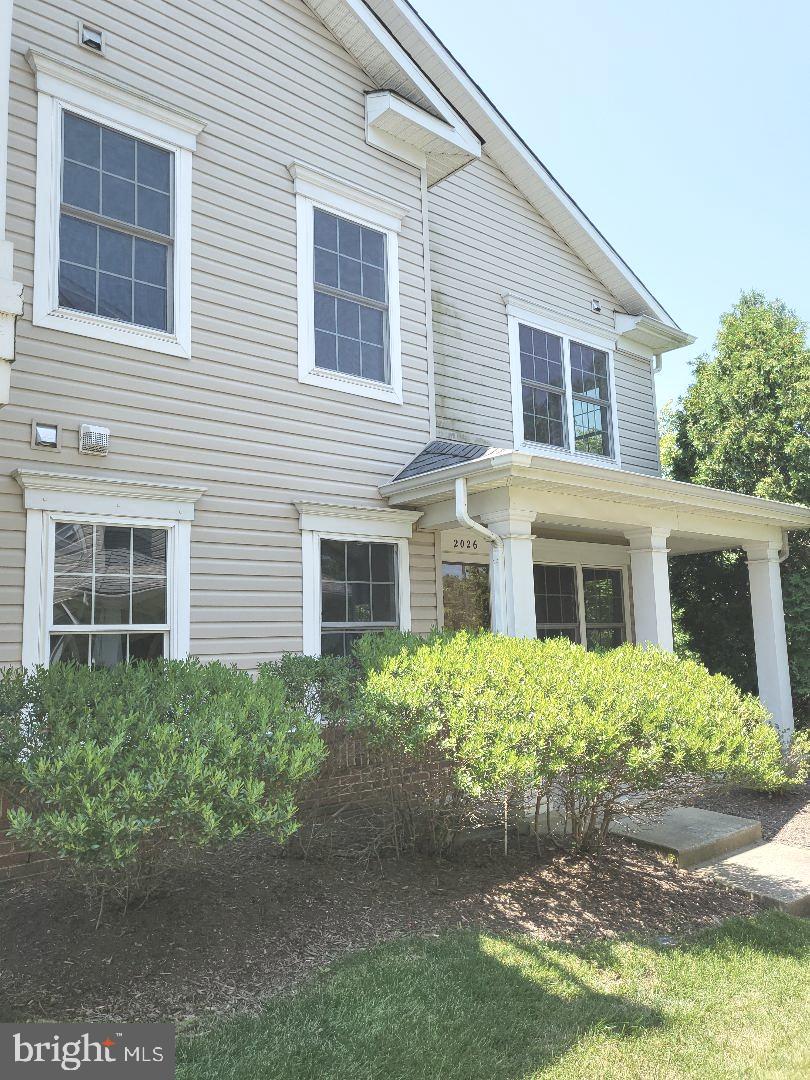 SEVEN OAKS - Residential