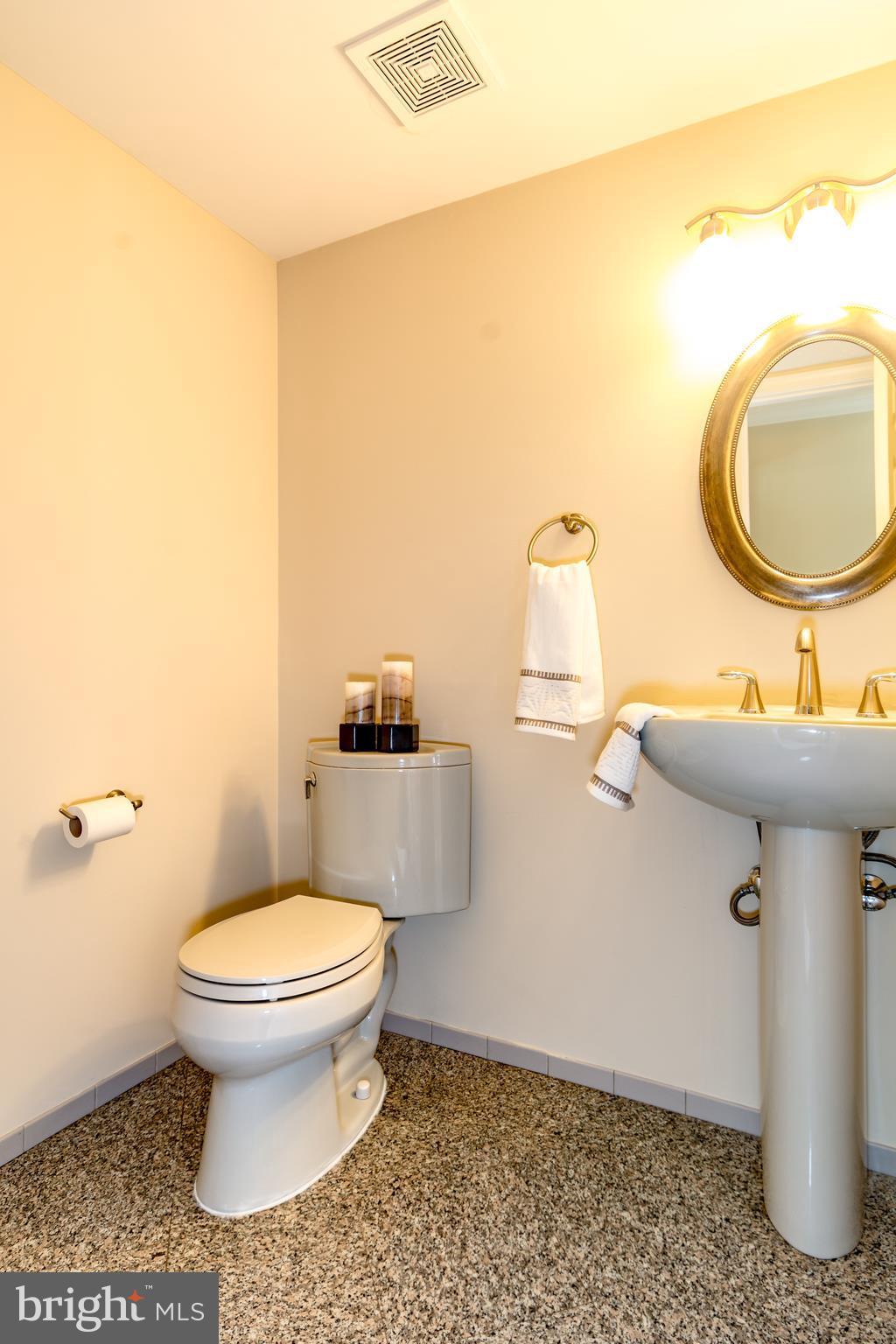 SUMMERWOOD - Residential