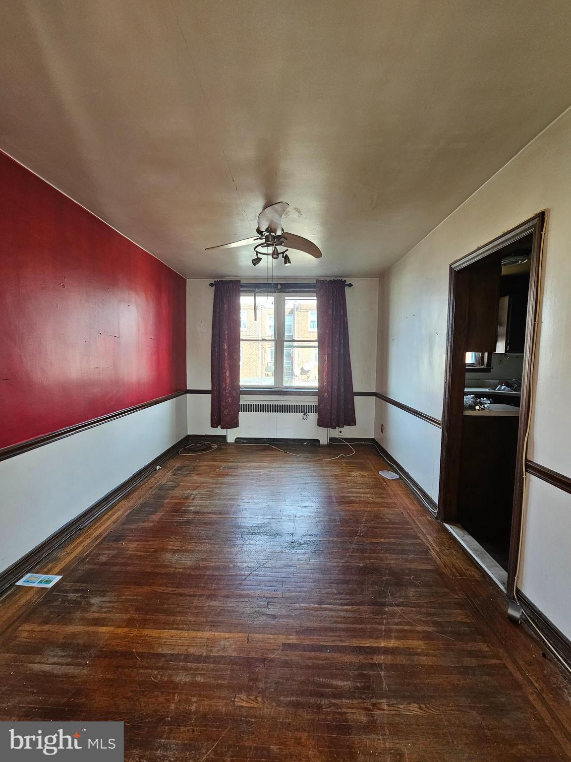 OXFORD CIRCLE - Residential