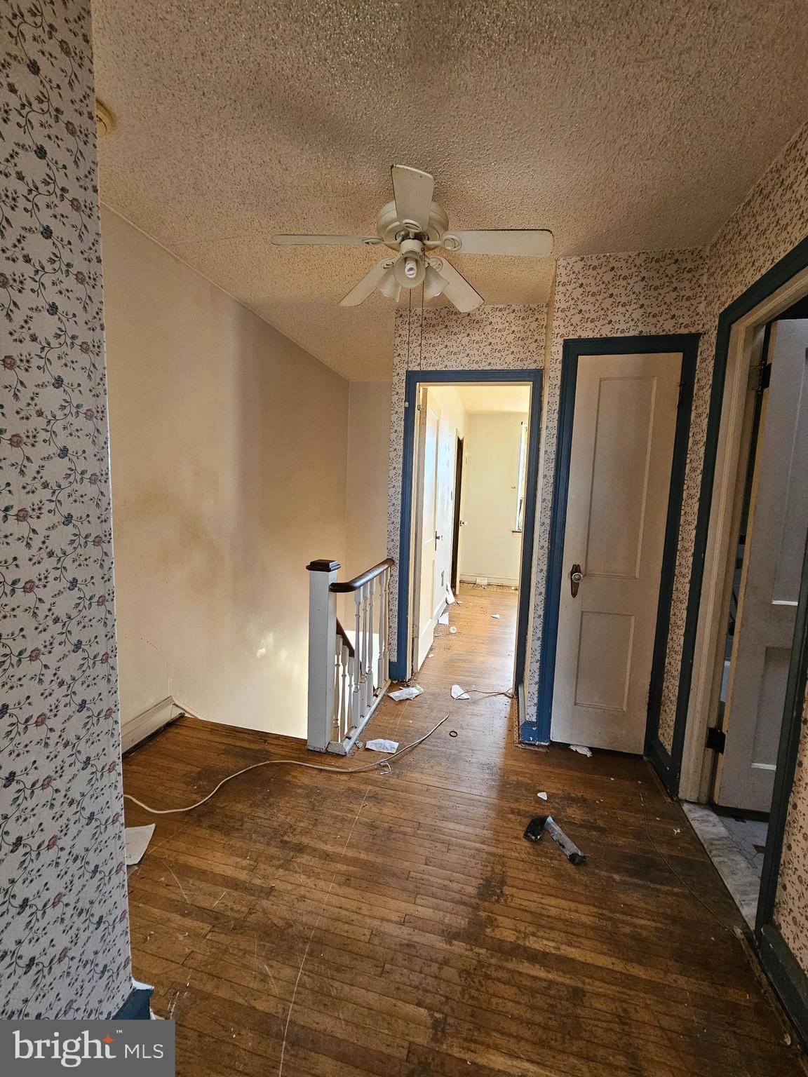 OXFORD CIRCLE - Residential