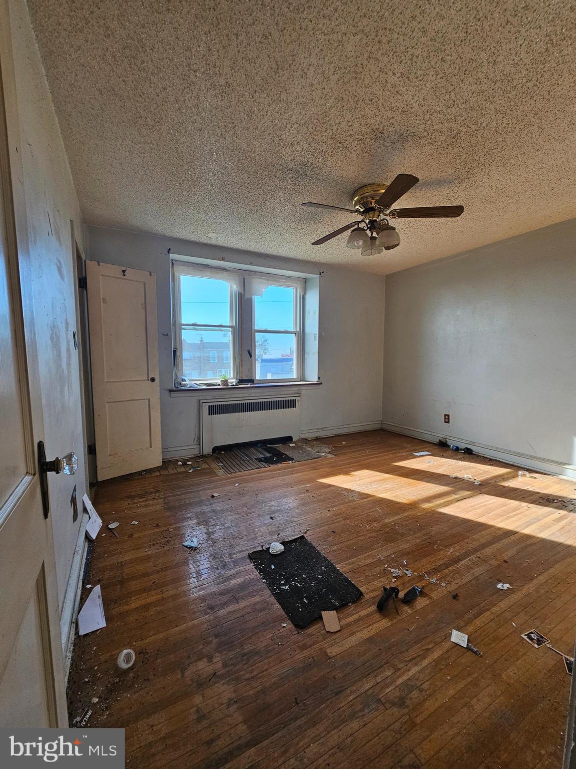 OXFORD CIRCLE - Residential