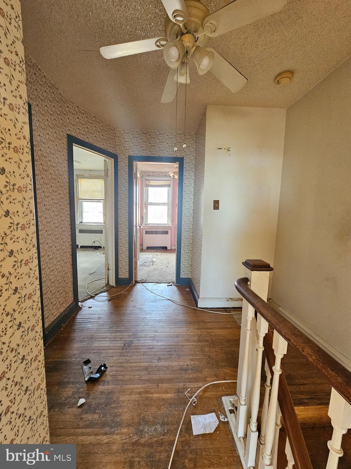 OXFORD CIRCLE - Residential