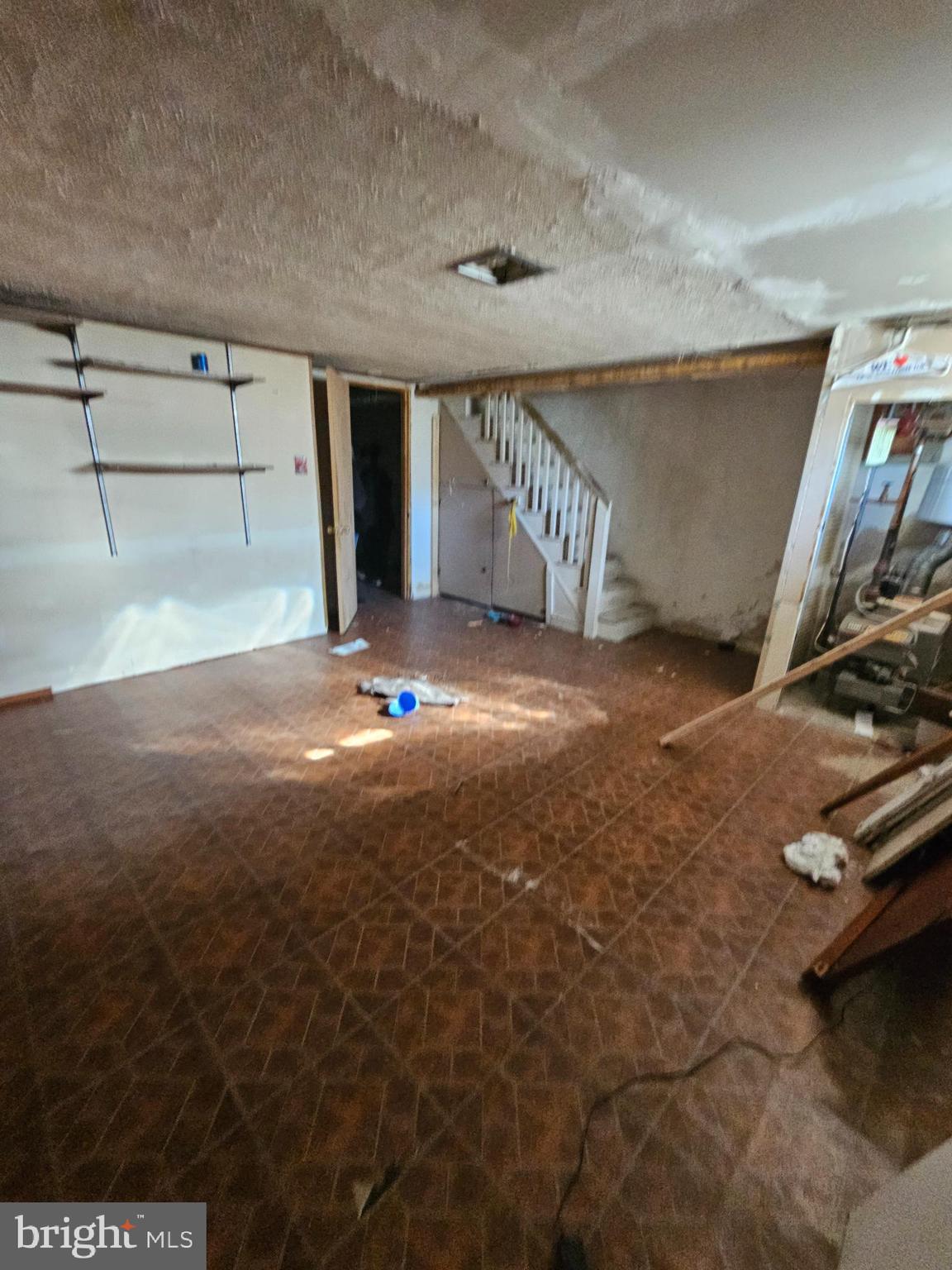 OXFORD CIRCLE - Residential