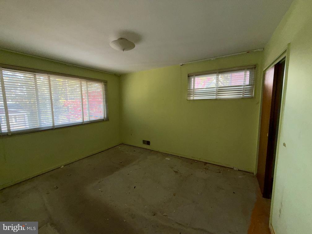 4606 BLAGDEN TERRACE NW