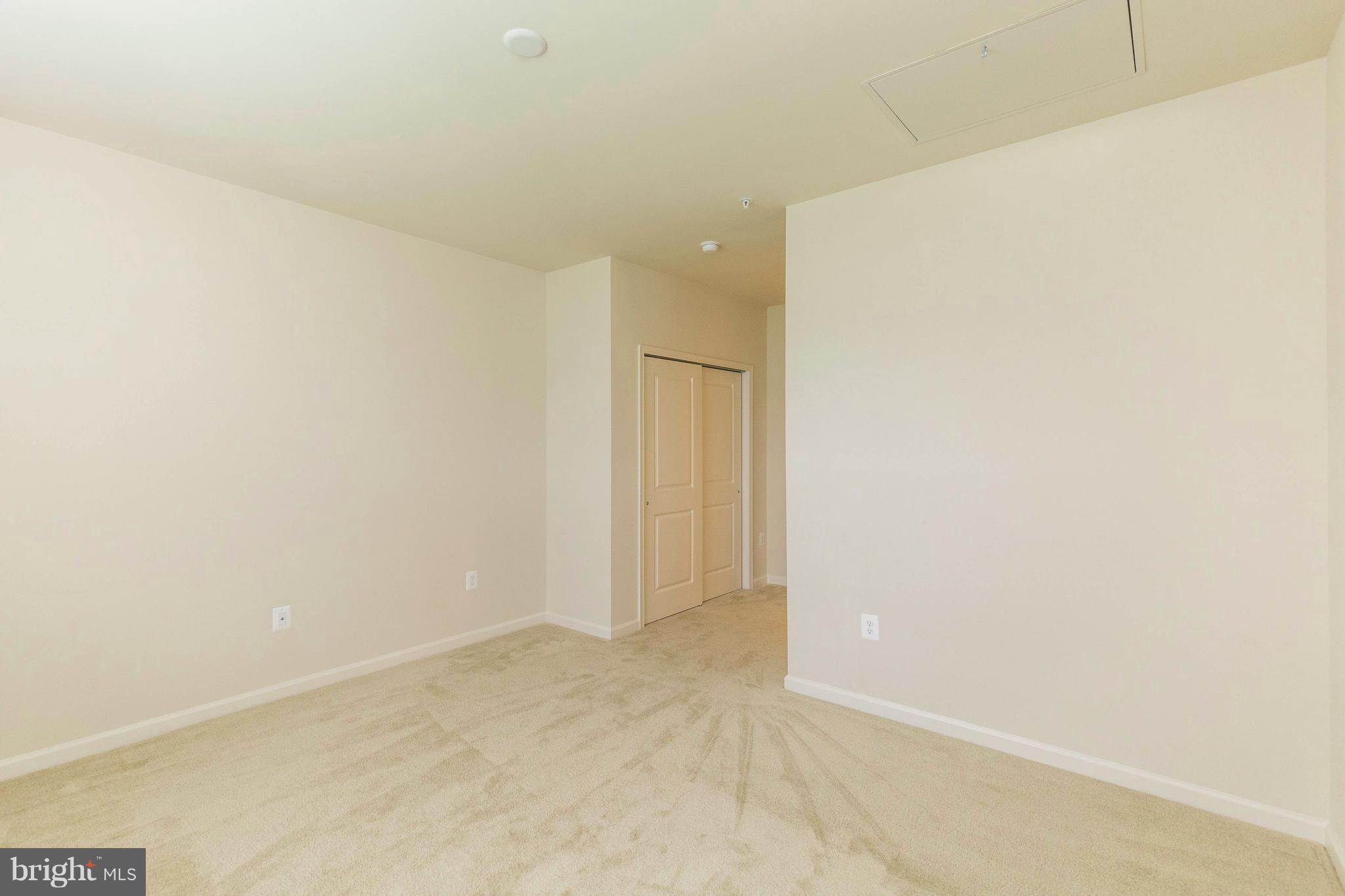 LOUDOUN VALLEY RIDGES - Residential Lease