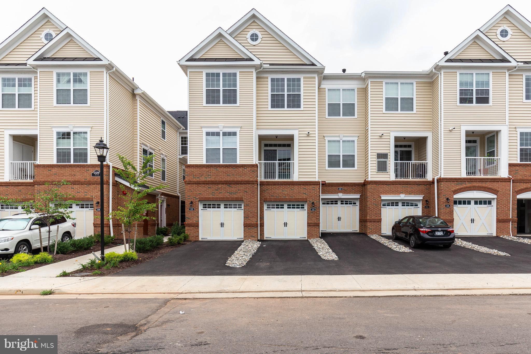 LOUDOUN VALLEY RIDGES - Residential Lease