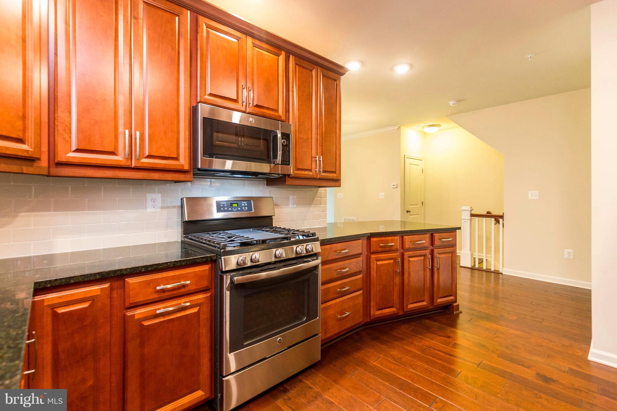 LOUDOUN VALLEY RIDGES - Residential Lease