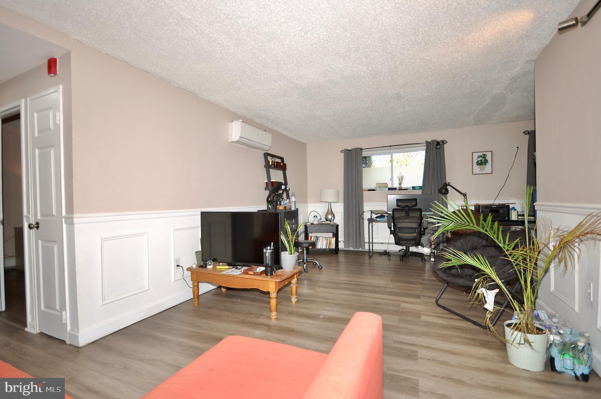 SOMERTON - Residential