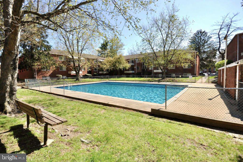 SOMERTON - Residential